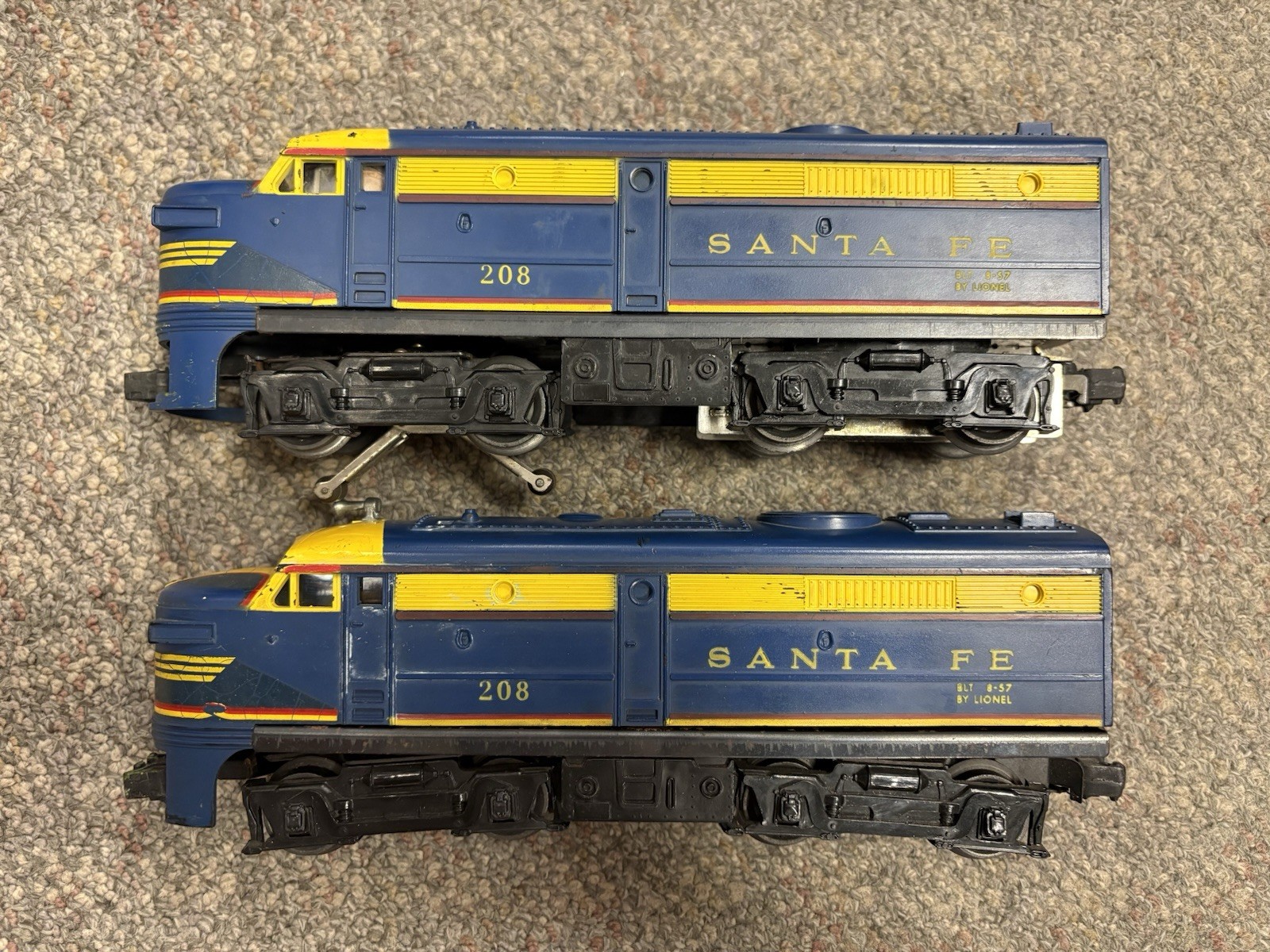 + Lionel Postwar O Gauge 208 Santa Fe Blue & Yellow Alco AA Diesel Set *ST