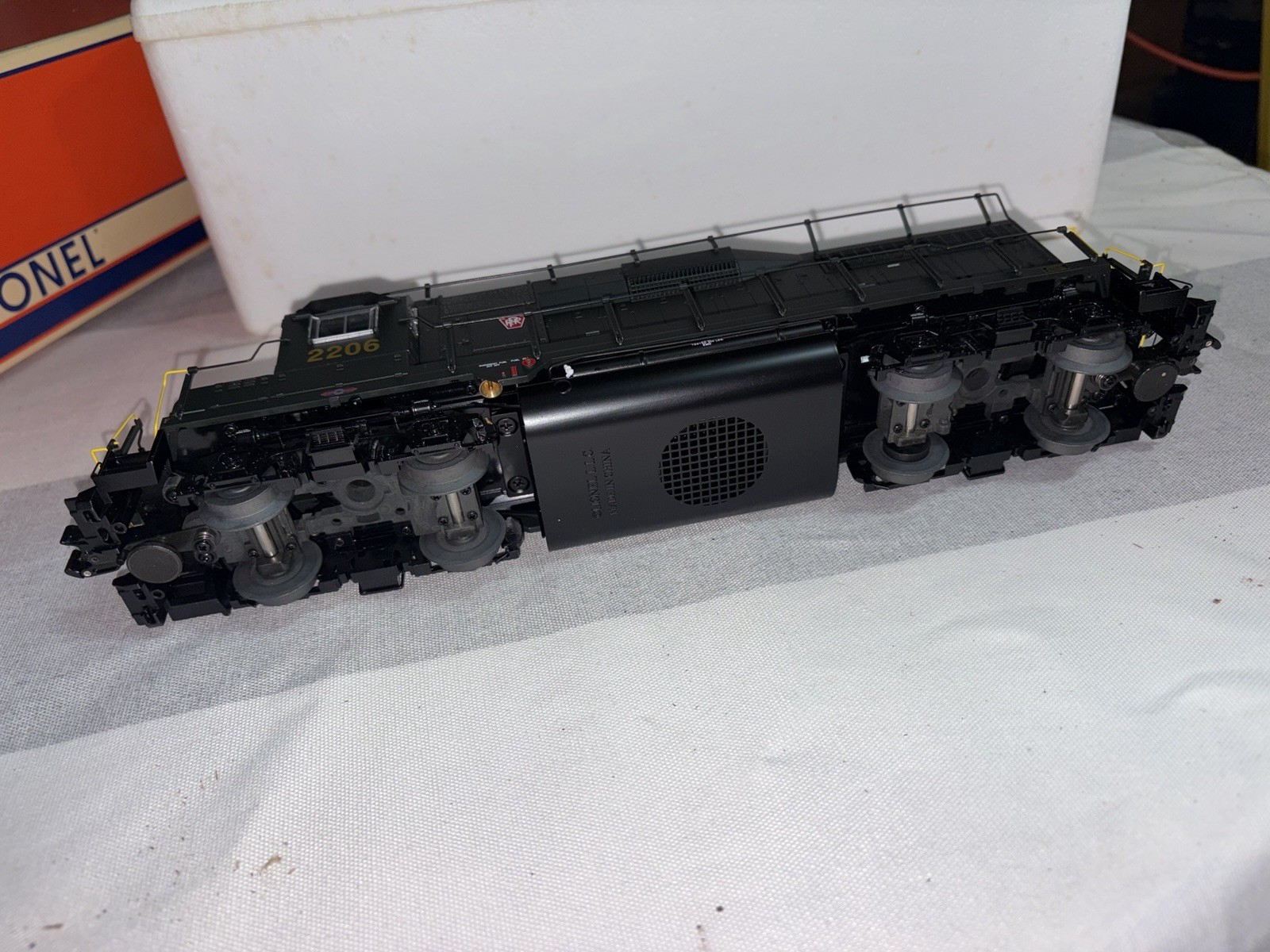 Lionel Pennsylvania Gp-30 Diesel Locomotive Nonpowered 6-28859 Brand New