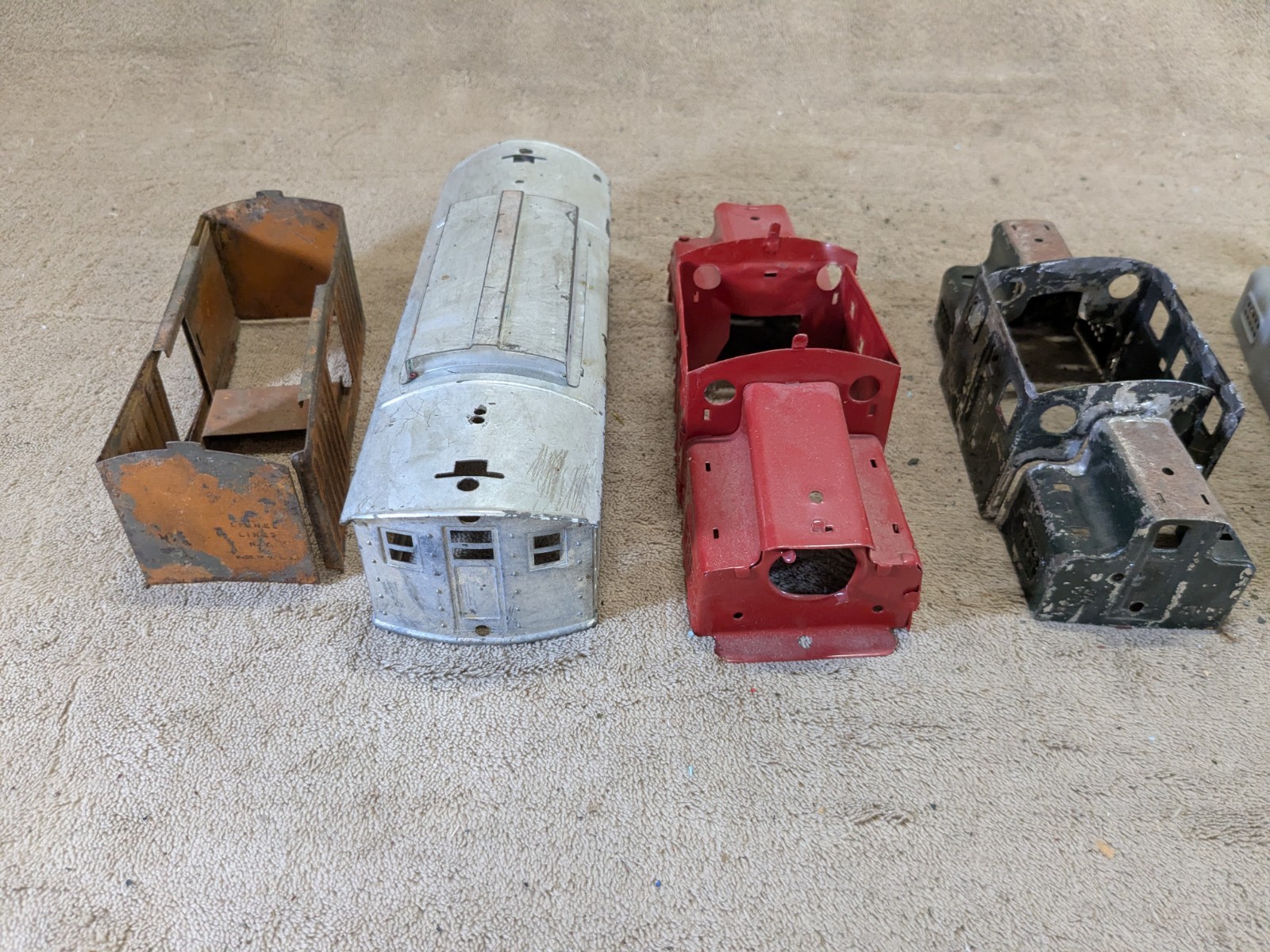 Lionel Marx & Others Prewar Locomotive Shells Body Pieces Only Mixed Lot Vintage