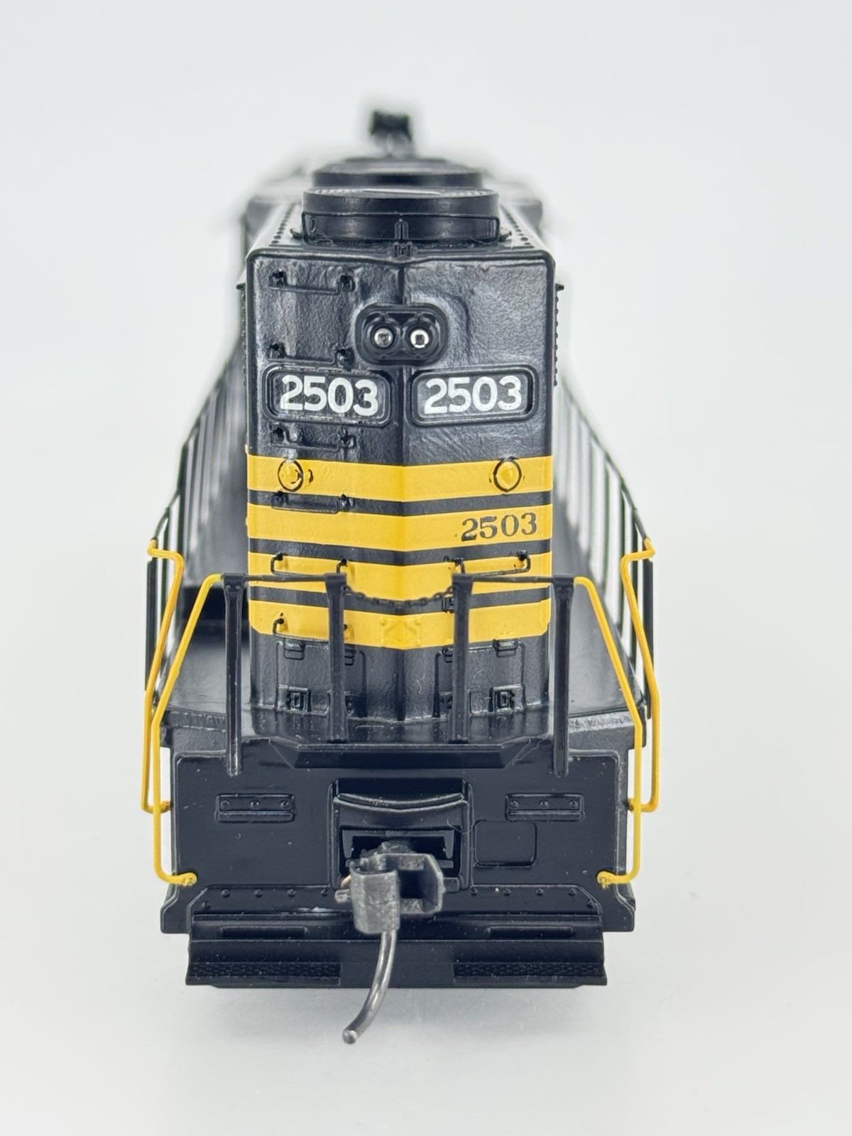 HO Athearn RTR 91762 Alaska Railroad GP35 Powered Diesel Locomotive ARR #2503