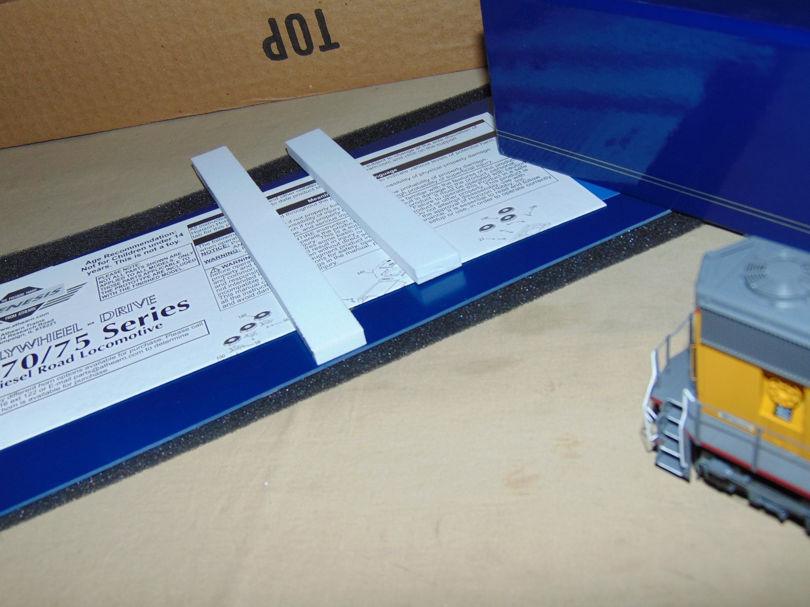 ATHEARN GENESIS HO 75820 UNION PACIFIC SD70M DIESEL DCC & SOUND -BRAND NEW