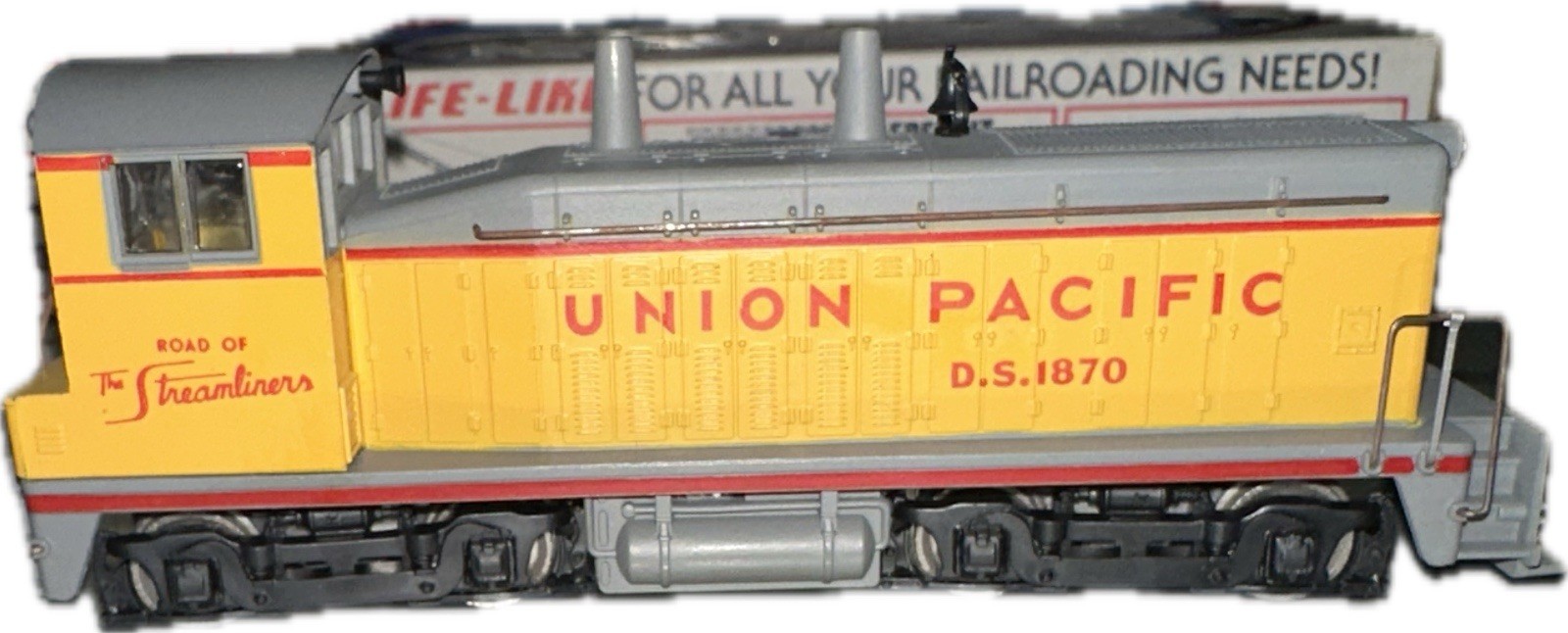Vintage Union Pacific EMD NW2 Diesel Switcher Locomotive Athearn Used
