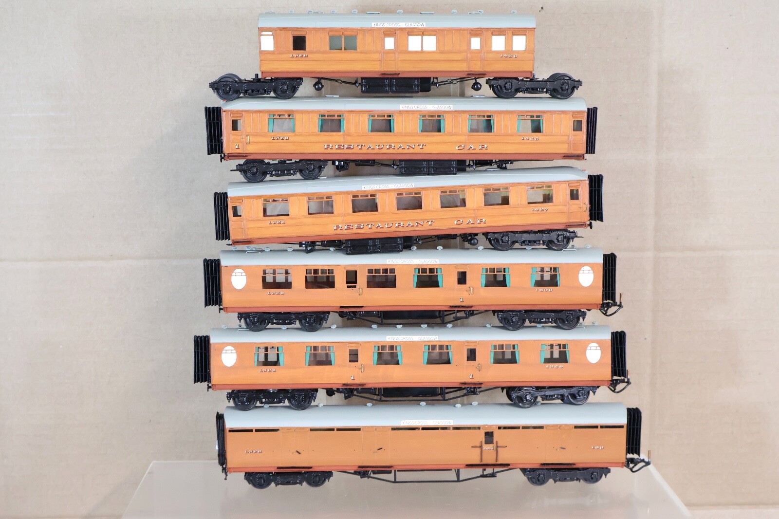 DJH PC MODELS EM GAUGE KIT BUILT LNER A4 MALLARD LOCO & 10 GRESLEY COACH oj