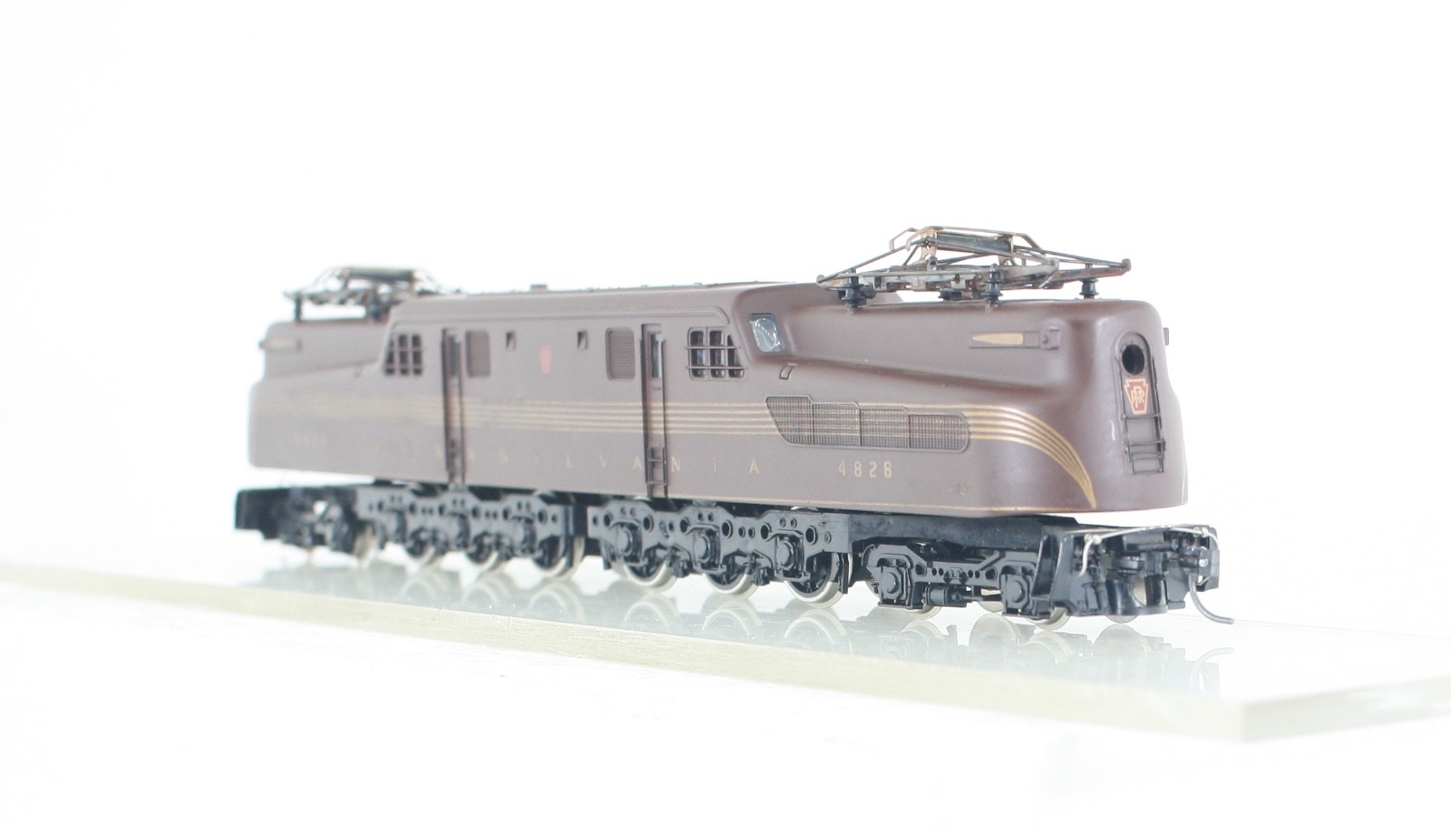 HO Scale IHC Pennsylvania Railroad GG1 Electric Dual Motor PRR 4828 Kadees