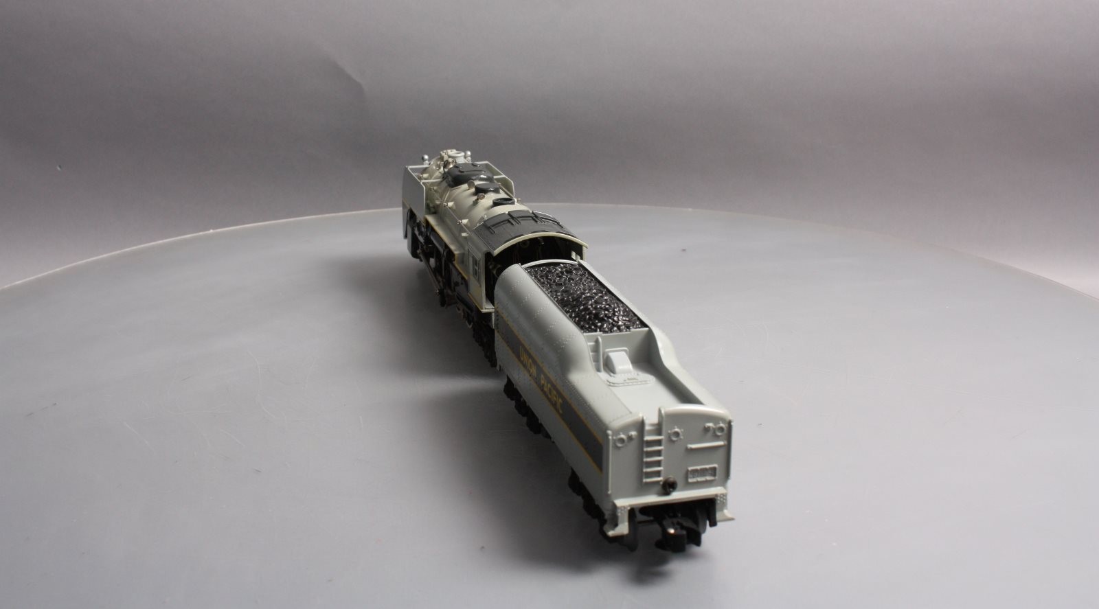 Lionel 6-8002 O Union Pacific Berkshire 2-8-4 Steam Locomotive & Tender #8002 EX