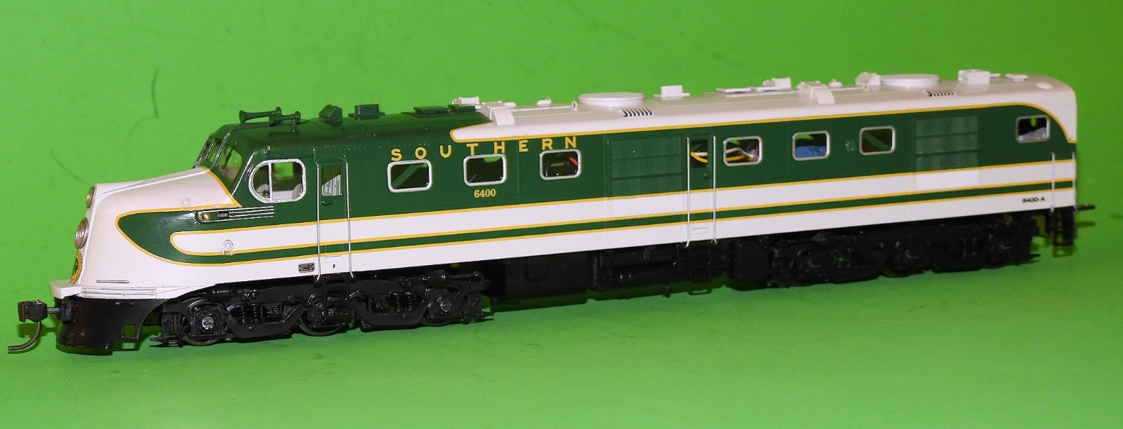 HO Brass SOUTHERN DL-109/110 Diesel Locomotives #6400/6400A Overland Models DCC