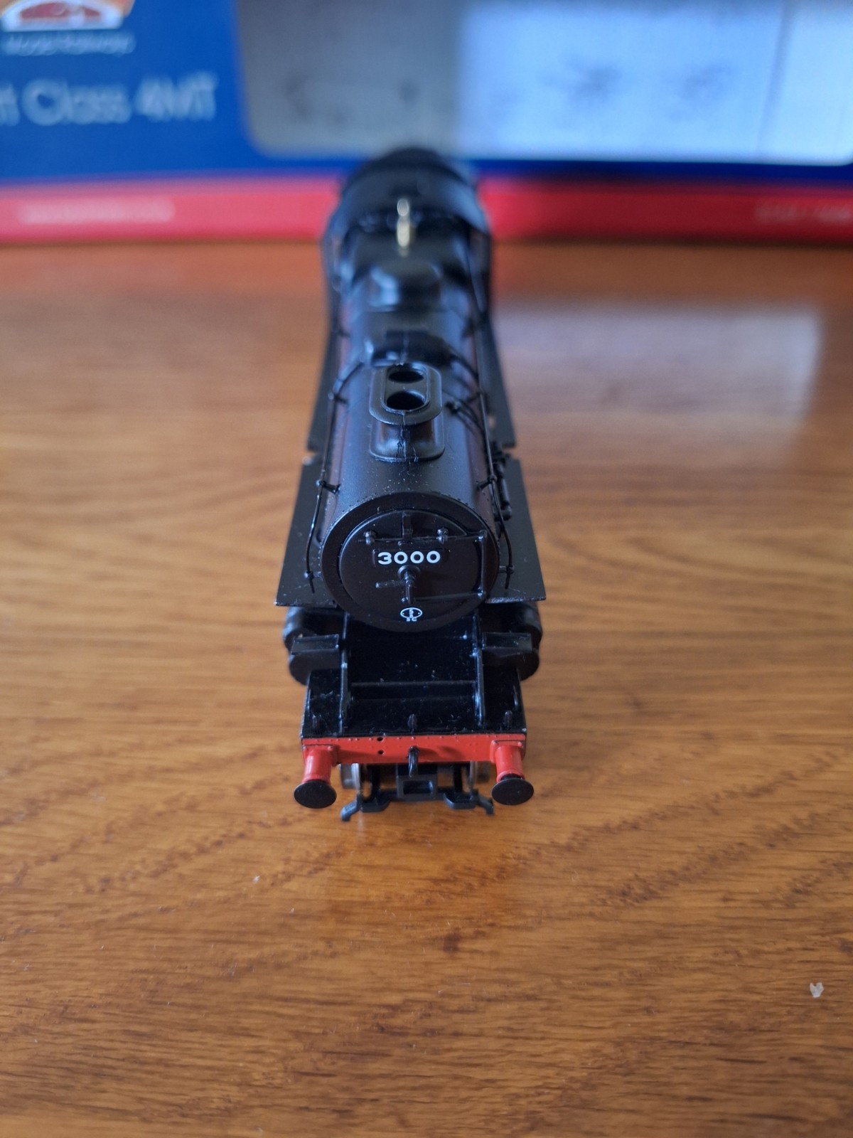 OO Bachmann 32-575A Ivatt Class 4MT 2-6-0 #3000 LMS Black