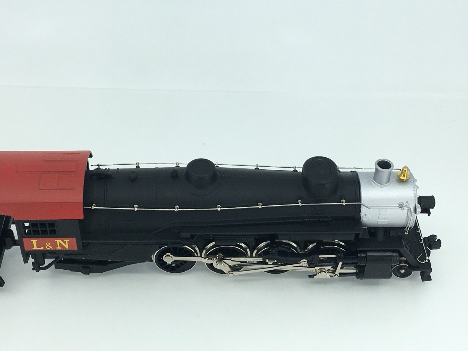 HO IHC M9808 Louisville & Nashville 2-8-2 Mikado Steam Locomotive L&N #234