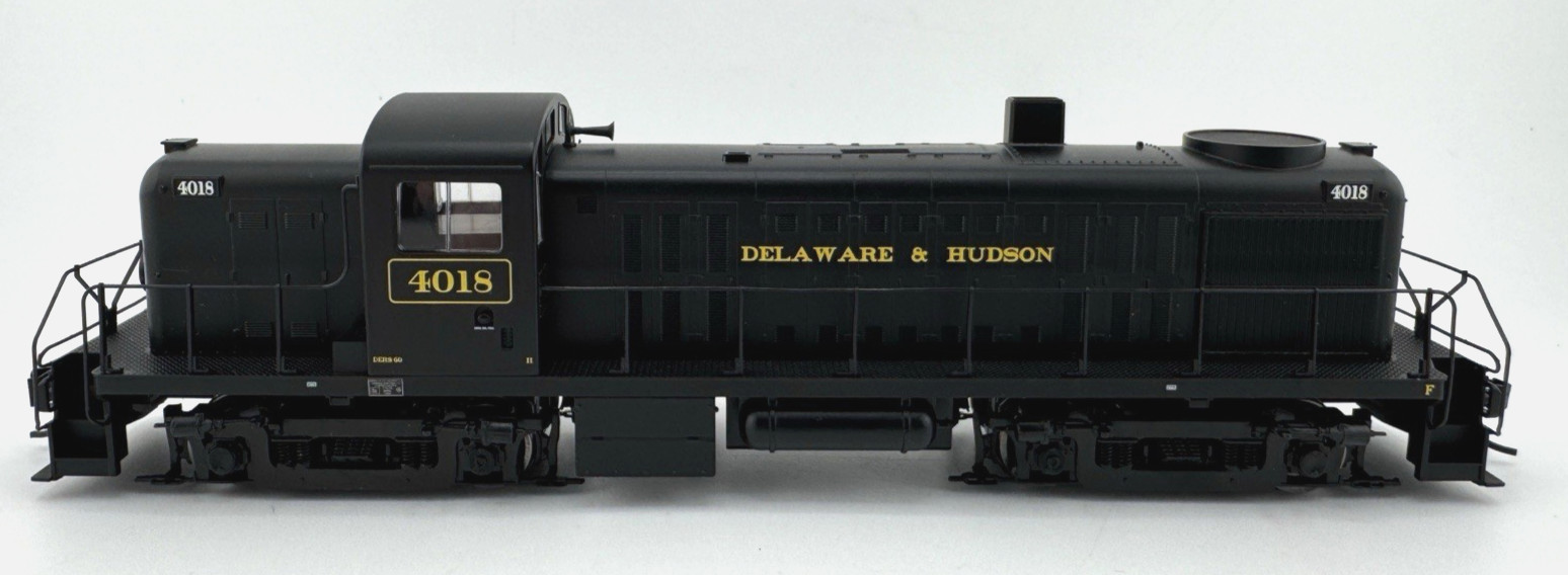 Proto 1000 Series 31274 HO Scale Delaware & Hudson RS2 Locomotive Road #4018