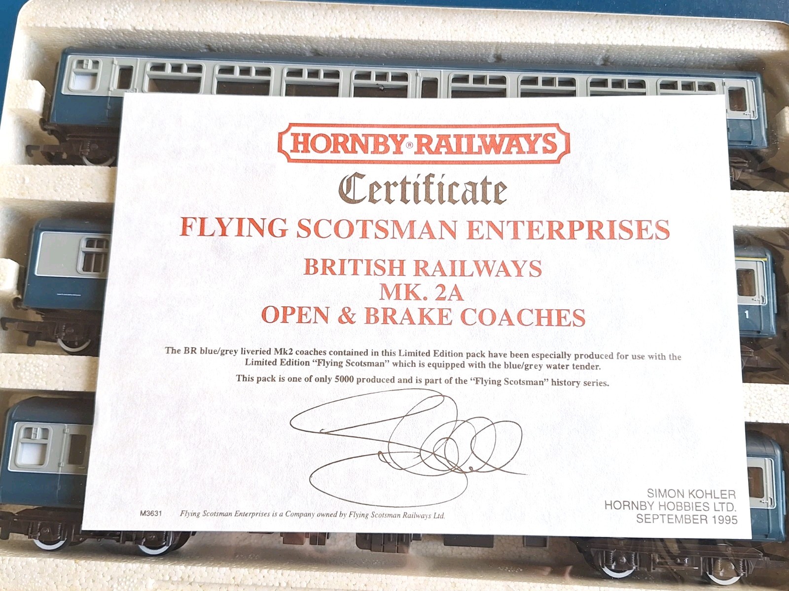 Hornby R098,R089. Flying Scotsman & Carr Set. Ltd Ed. Mint Cond. Boxed. OO Scale
