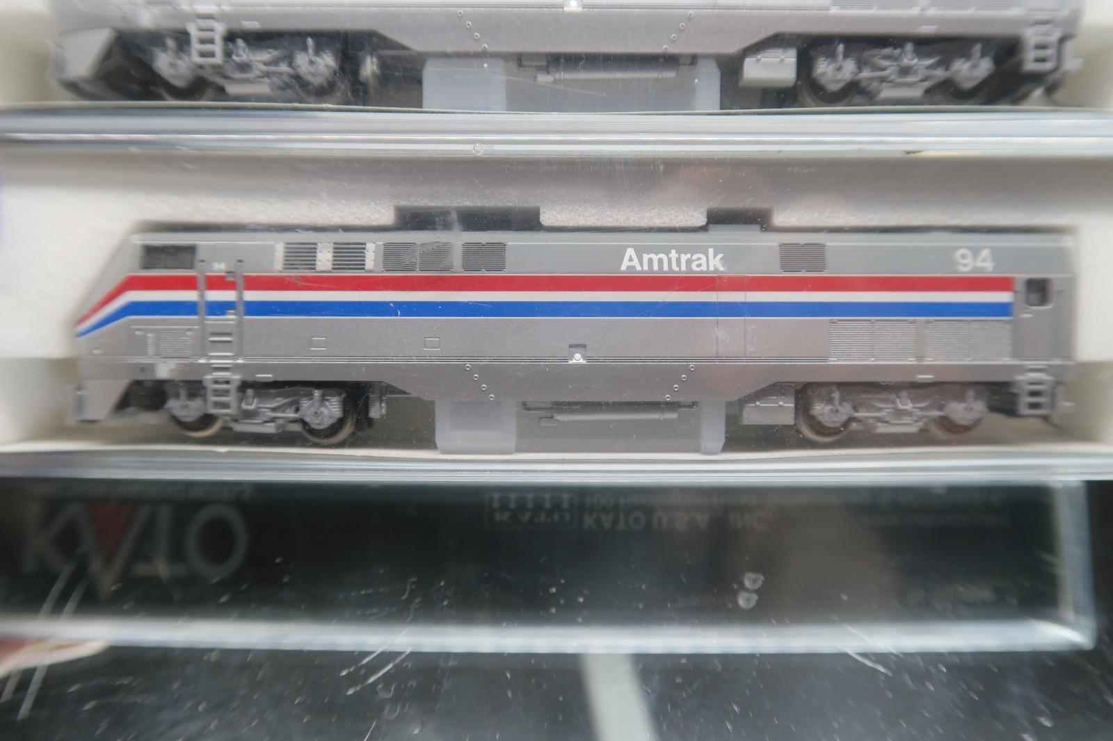 KATO N SCALE 106-6101 AMTRAK P42 LOCOMOTIVE SET PHASE 3 #34 & #94 GENTLY USED!