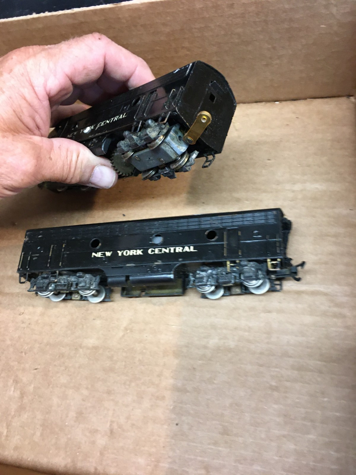 Vtg HO g Japan Tenshodo’s Stream Line New York Central Deisel Locomotive and Car