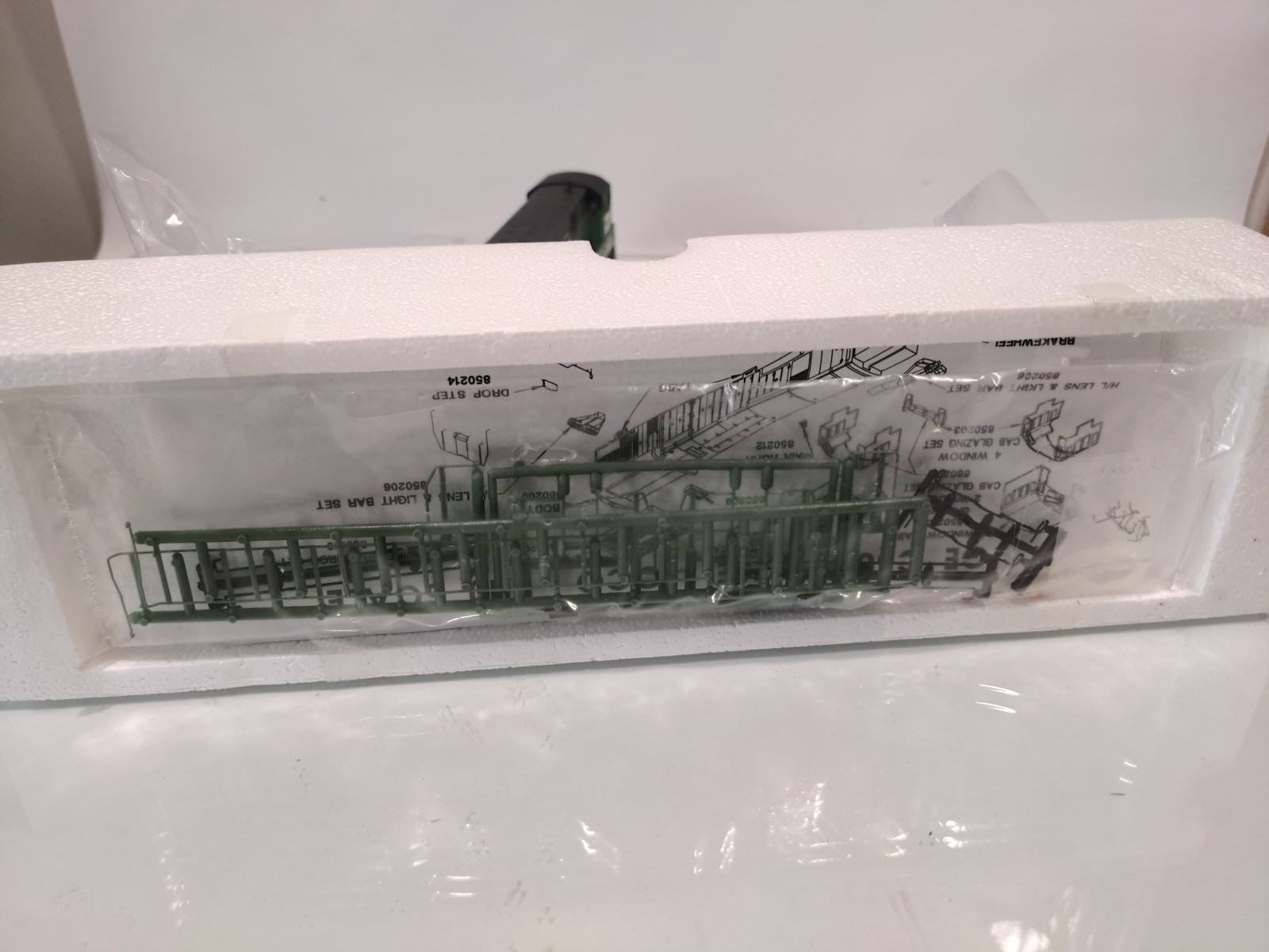 HO Atlas 8621 GE C30-7 Burlington Northern Whiteface BN 5019 NOS