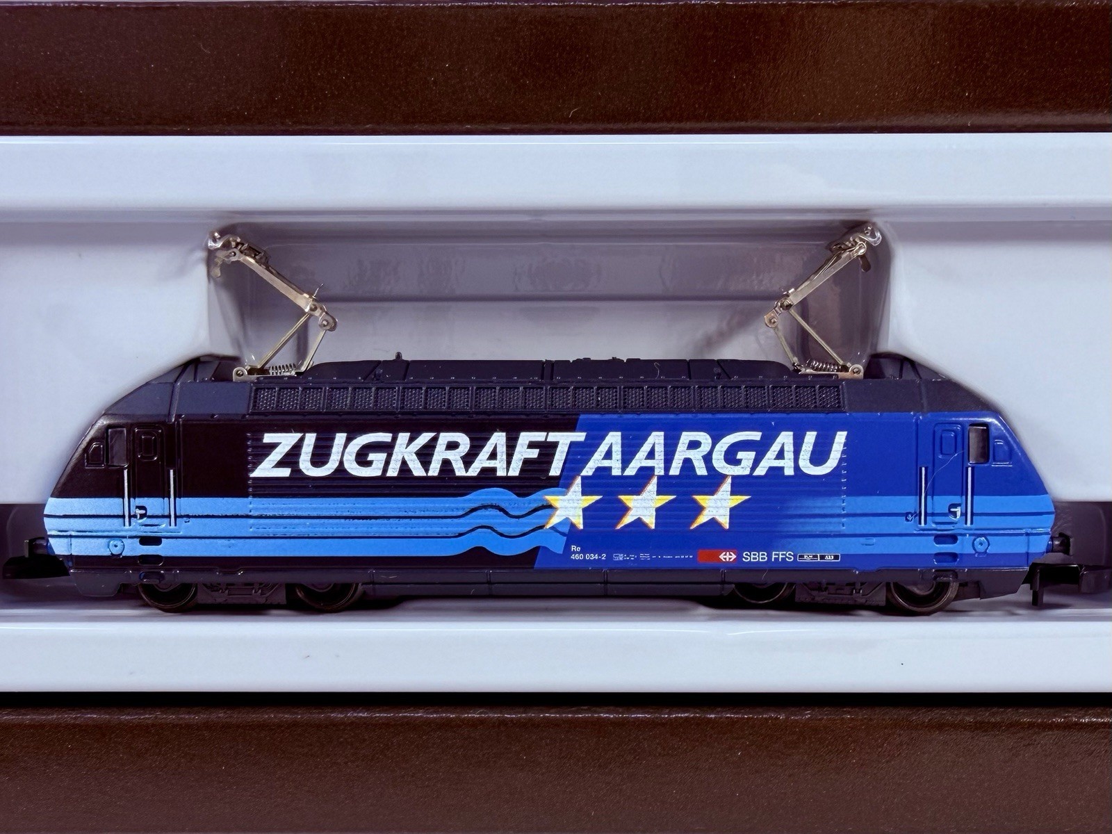 Marklin Mini-Club Z-Scale 88460 Series 460 Electric Locomotive – SBB