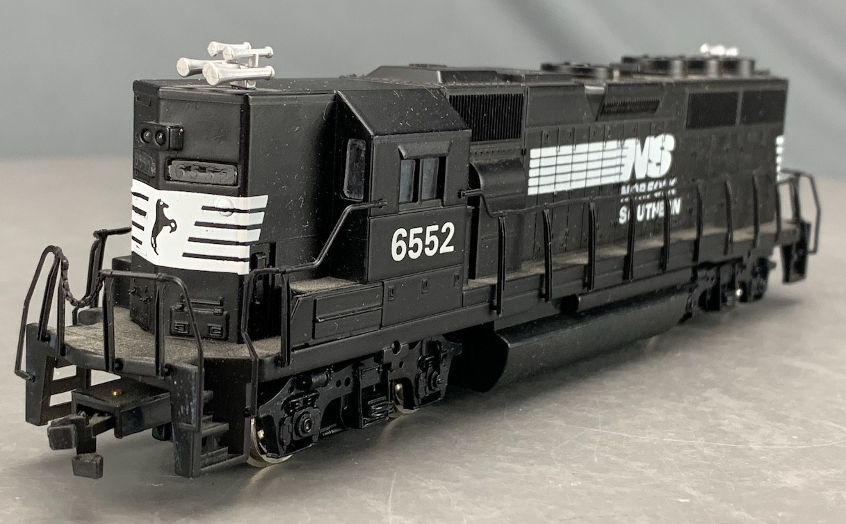 HO Bachmann EMD GP50 Locomotive Norfolk Southern #6552 Unpowered Dummy HO8592
