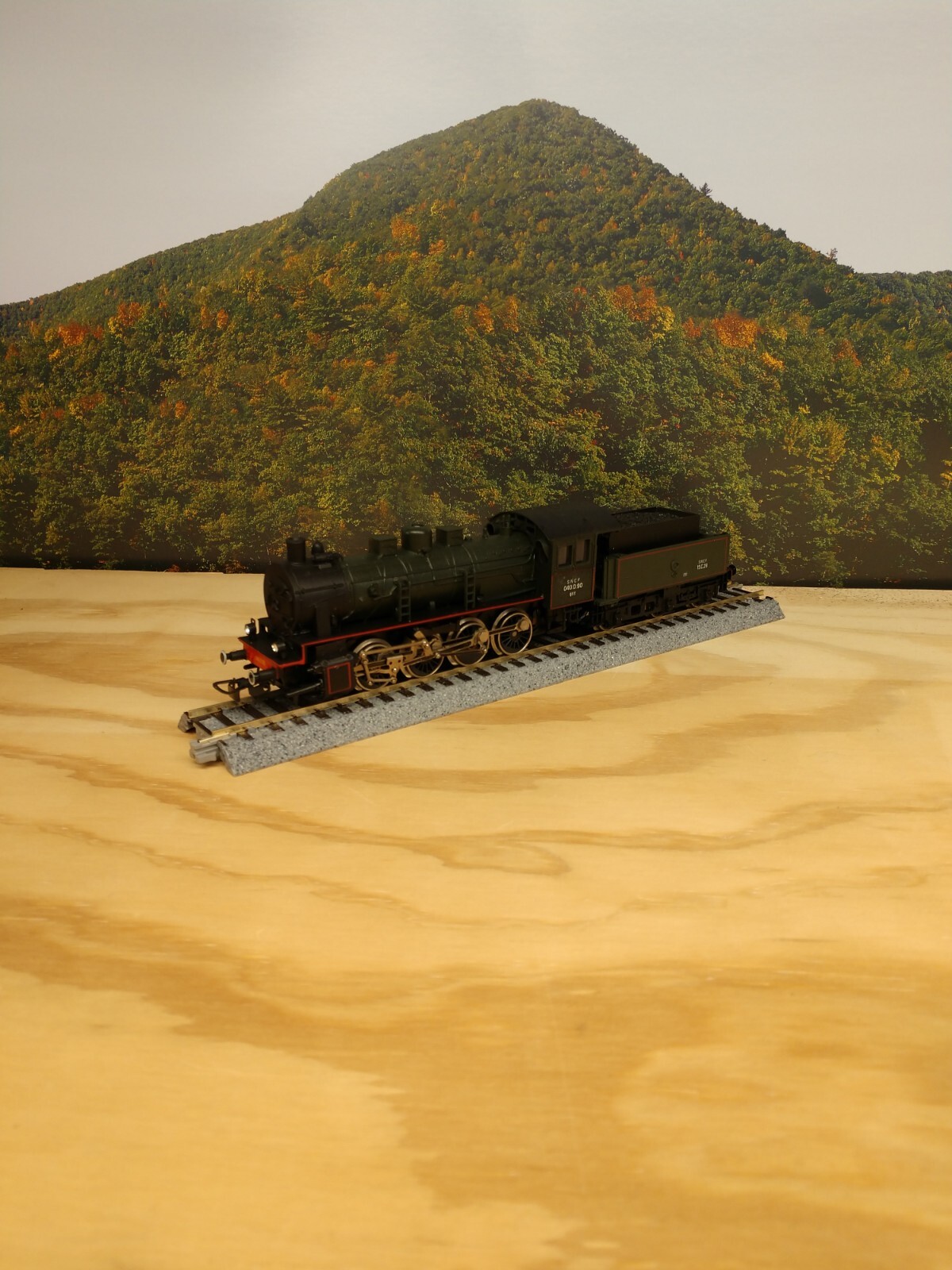Piko – older HO 0-8-0 steam loco w/tender DC – item #5/6302/071 – NEW