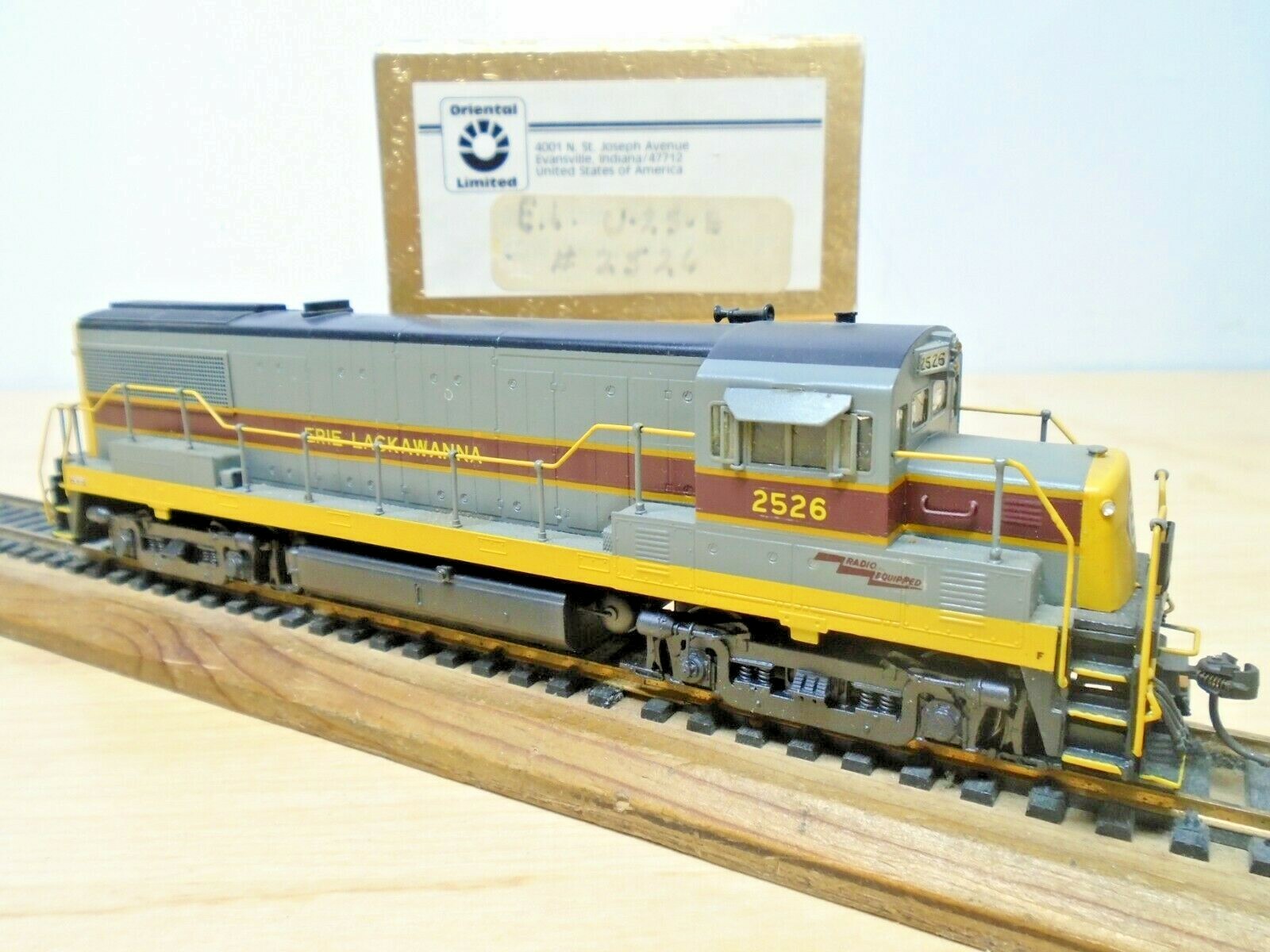 Orient Ltd BRASS HO SHS Korea Finished Erie DIESEL LOCO Runs Scale Couplers OB