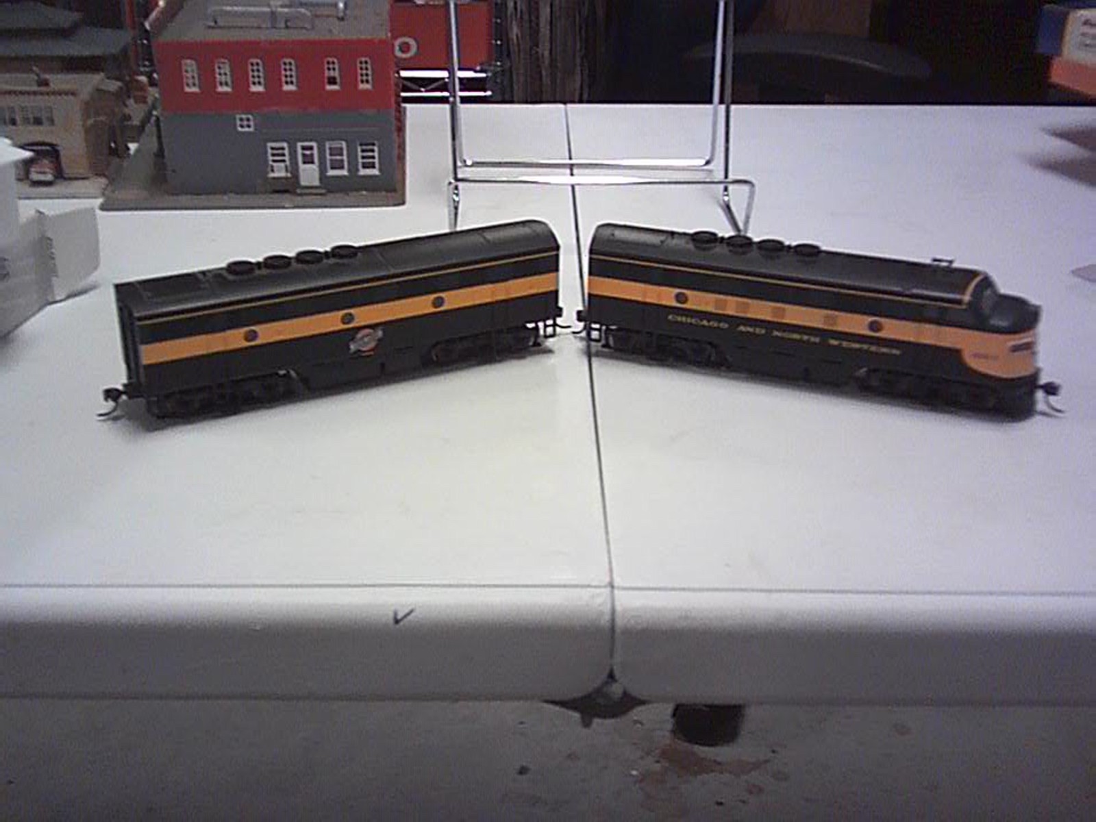 PROTO 1000 C&NW F3A AND F3B DIESEL SET – BOTH POWERED – PRE-OWNED – 8160-23962