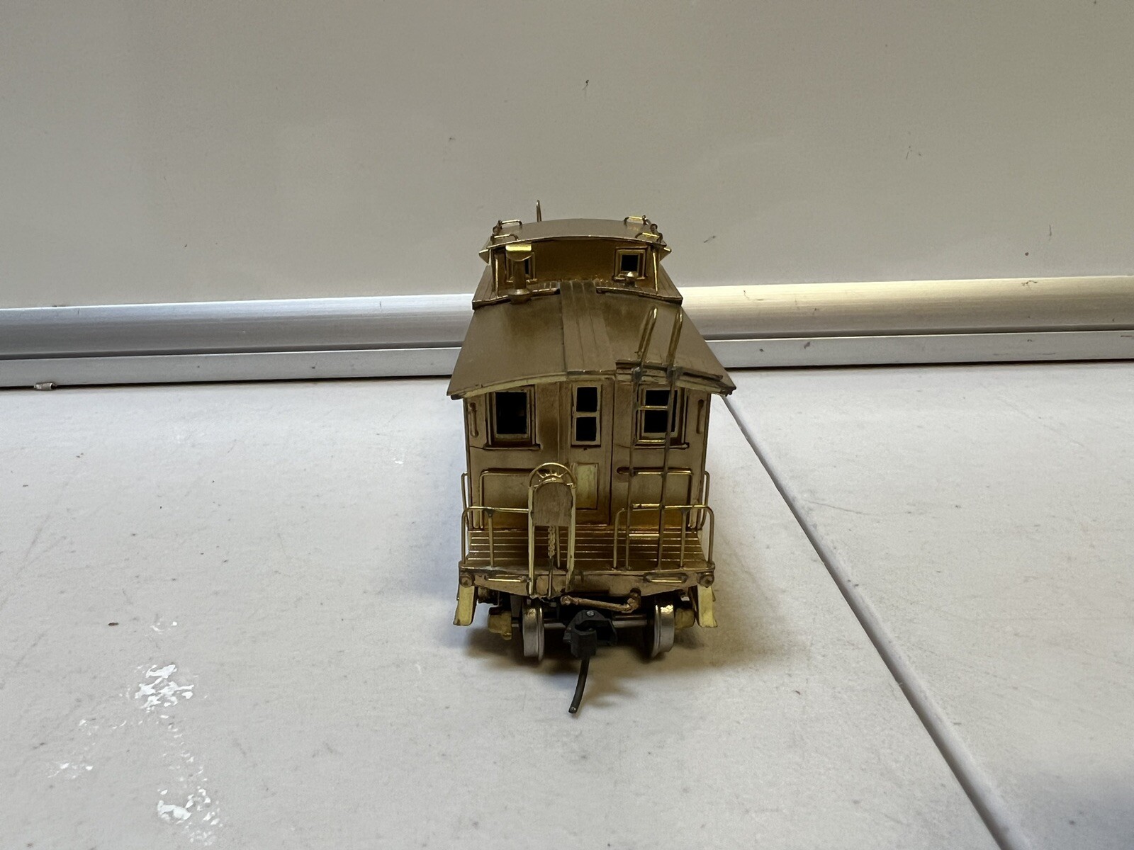 HO Scale NJ Custom New Haven Wood Caboose NE-4 RS-670 *ROB