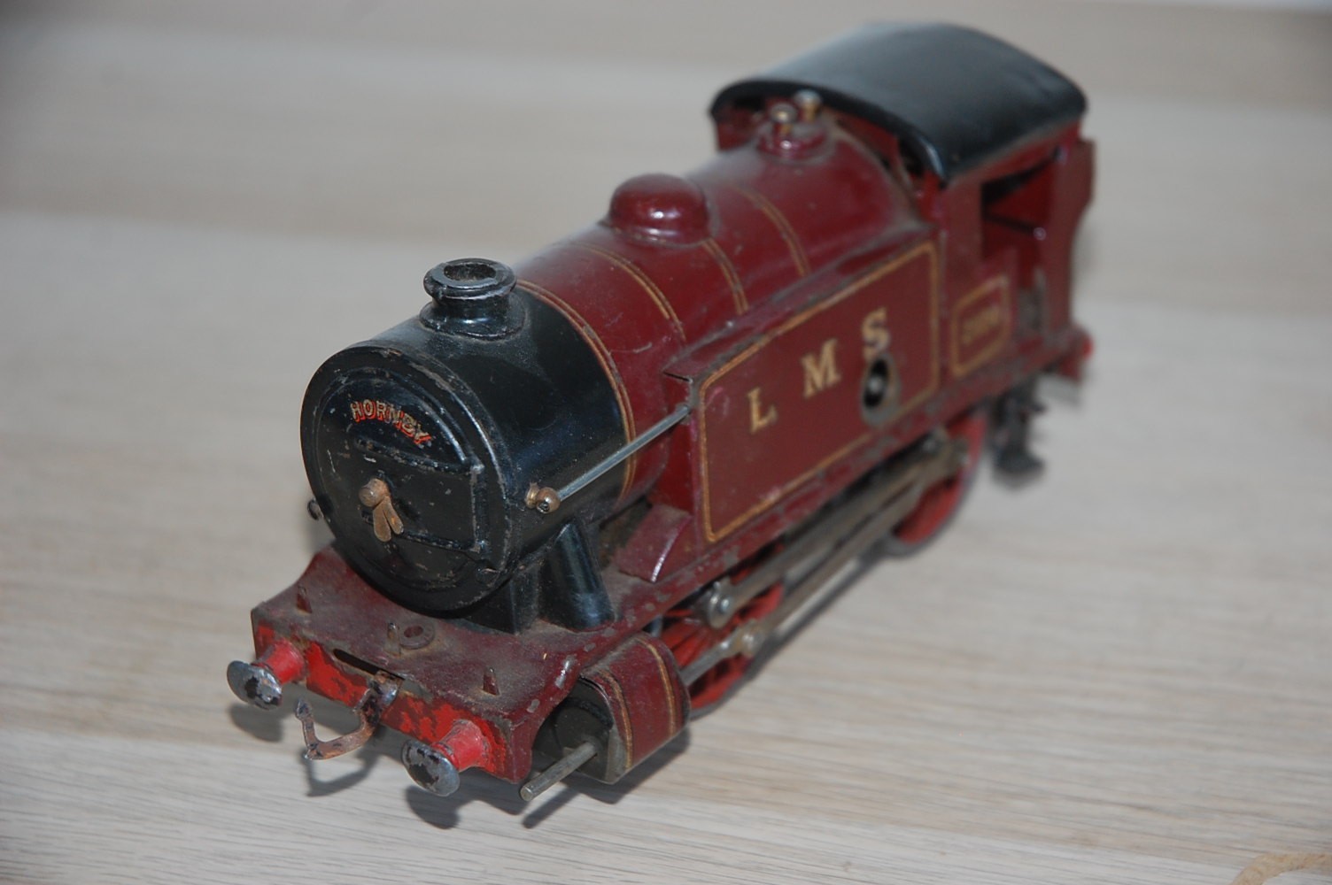HORNBY O GAUGE CLOCKWORK No 1 SPECIAL TANK LOCOMOTIVE IN RED LMS LIVERY