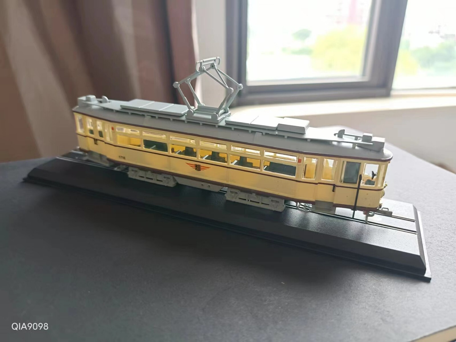 New 1/87 HO Scale GroBer Hecht (C&U / LHB) – 1931 Plastic Train Locomotive Model