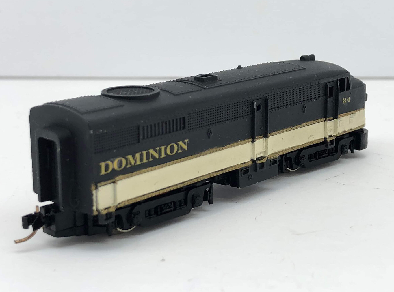 N Scale Arnold Rapido Diesel Loco Train #34 Dominion.