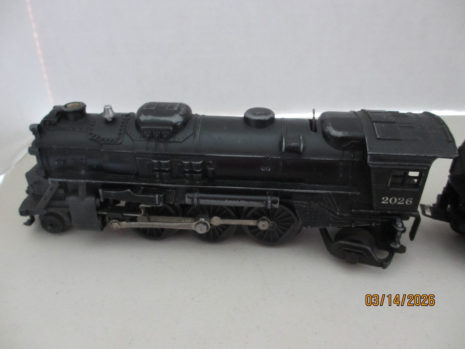1951/1953 LIONEL O GAUGE 2026 2-6-2 STEAM LOCOMOTIVE WITH 6026W TENDER