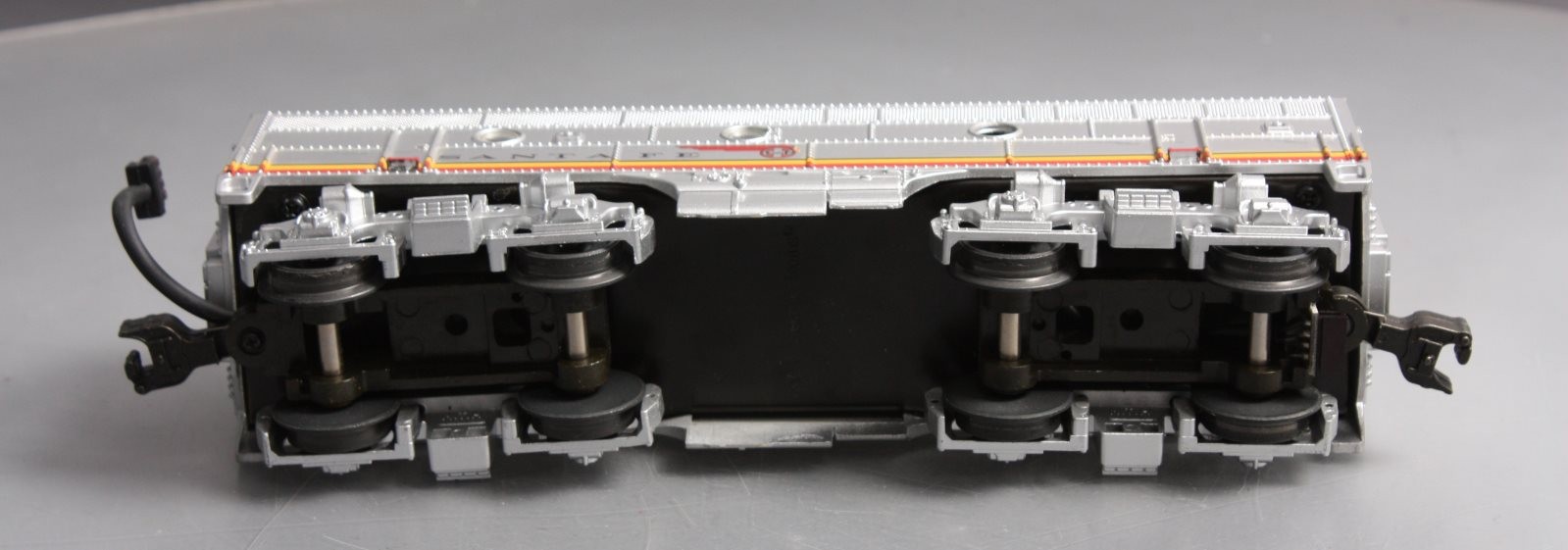 MTH 30-2133 O Gauge Santa Fe F3 B-Unit Non-Powered Diesel Engine EX/Box