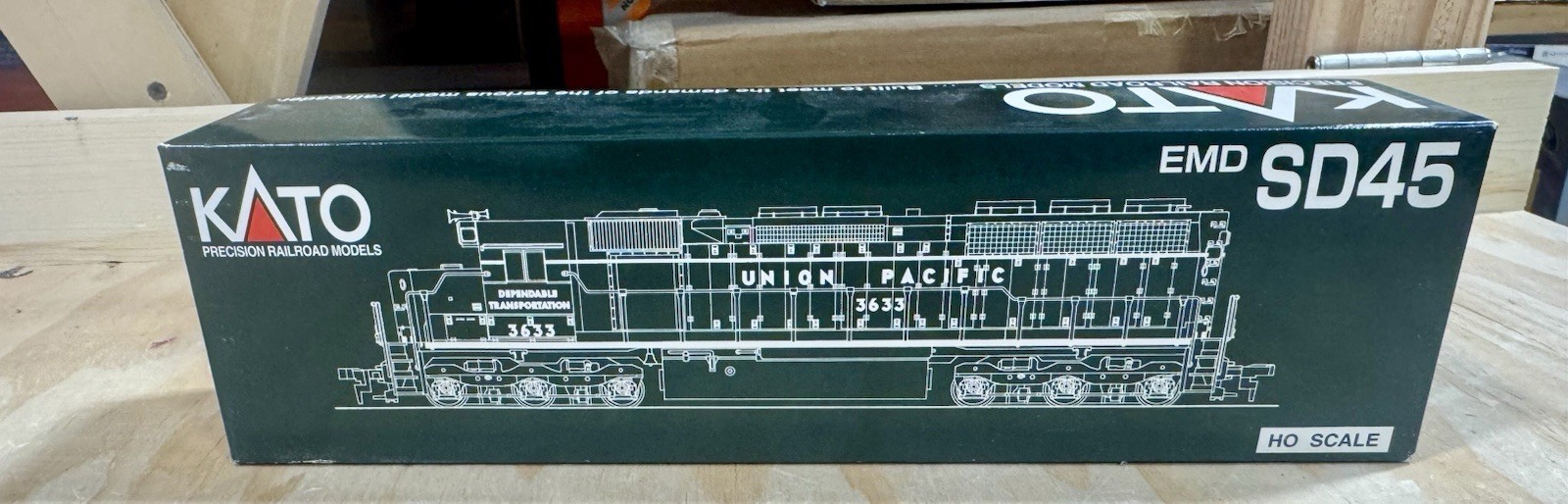 KATO 37-1717 HO EMD SD45 locomotive Union Pacific #3633 DCC Ready New