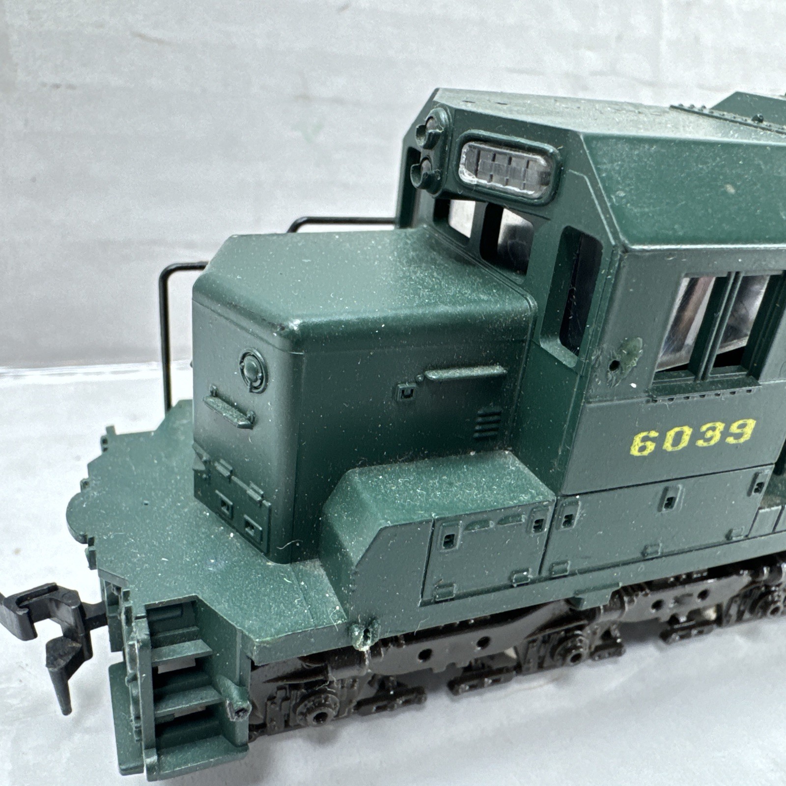 Atlas Ho Scale Sd35 Pennsylvania Diesel Locomotive #6039 For Train Set Layout