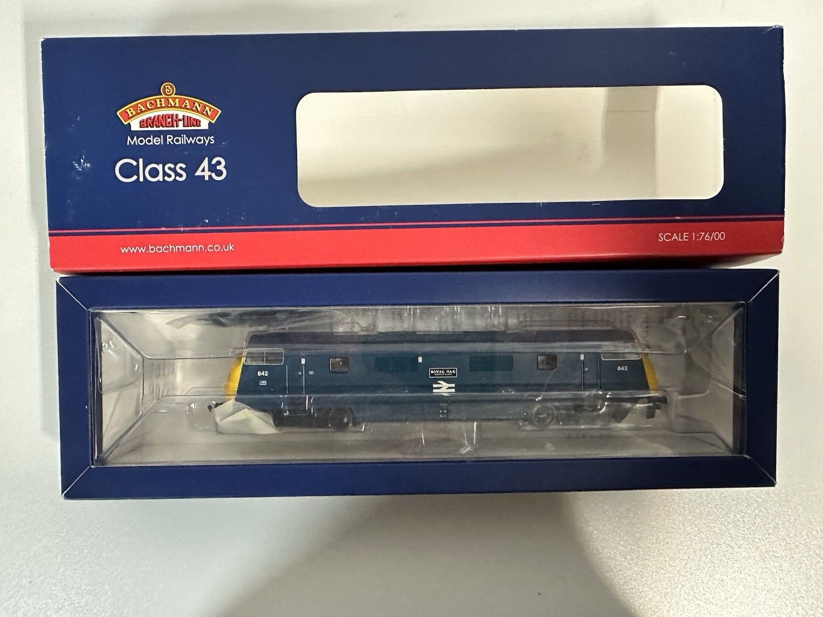 BACHMANN 32-067 CLASS 43 WARSHIP 842 ‘ROYAL OAK’ BR BLUE 21 DCC READY BOXED