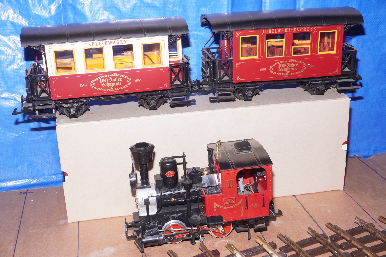 LGB G Steam Locomotive Set Stainz 1, 2 Cars + Track “100 Years Lehmann” OVP