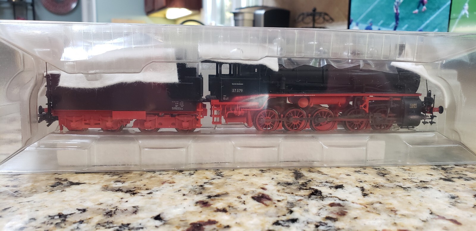Trix 22057 HO Deutsche Bundesbahn 57.5 Heavy Freight Steam