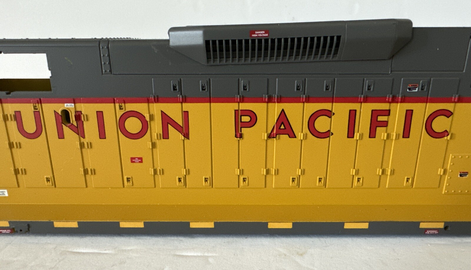 MTH Locomotive Union Pacific Diesel #1083 Shell Only O Gauge Scale 1:48 2015