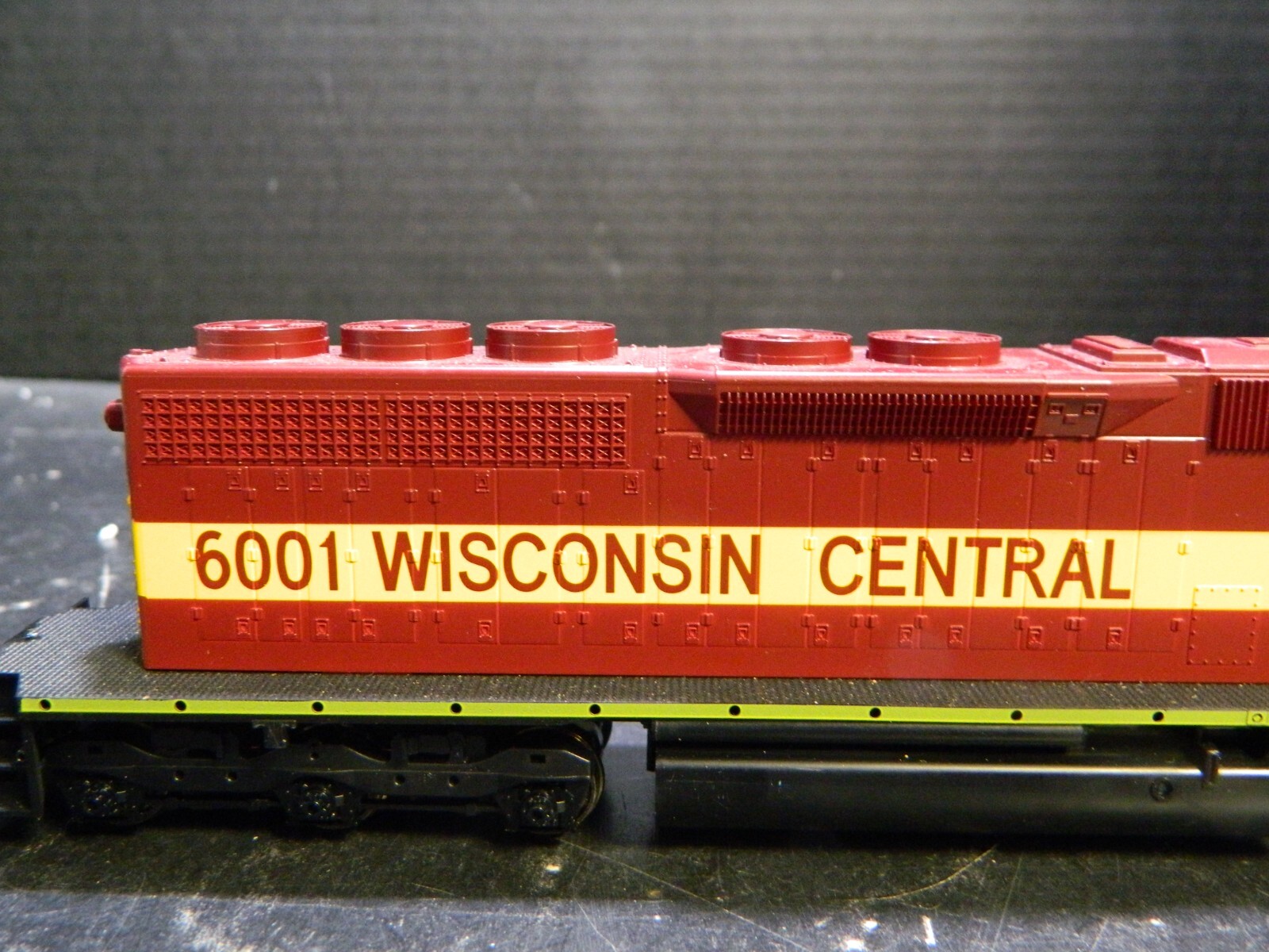 HO Kato EMD-SD40 Wisconsin Central Diesel Locomotive #6001 Item 37 6329 Excellen