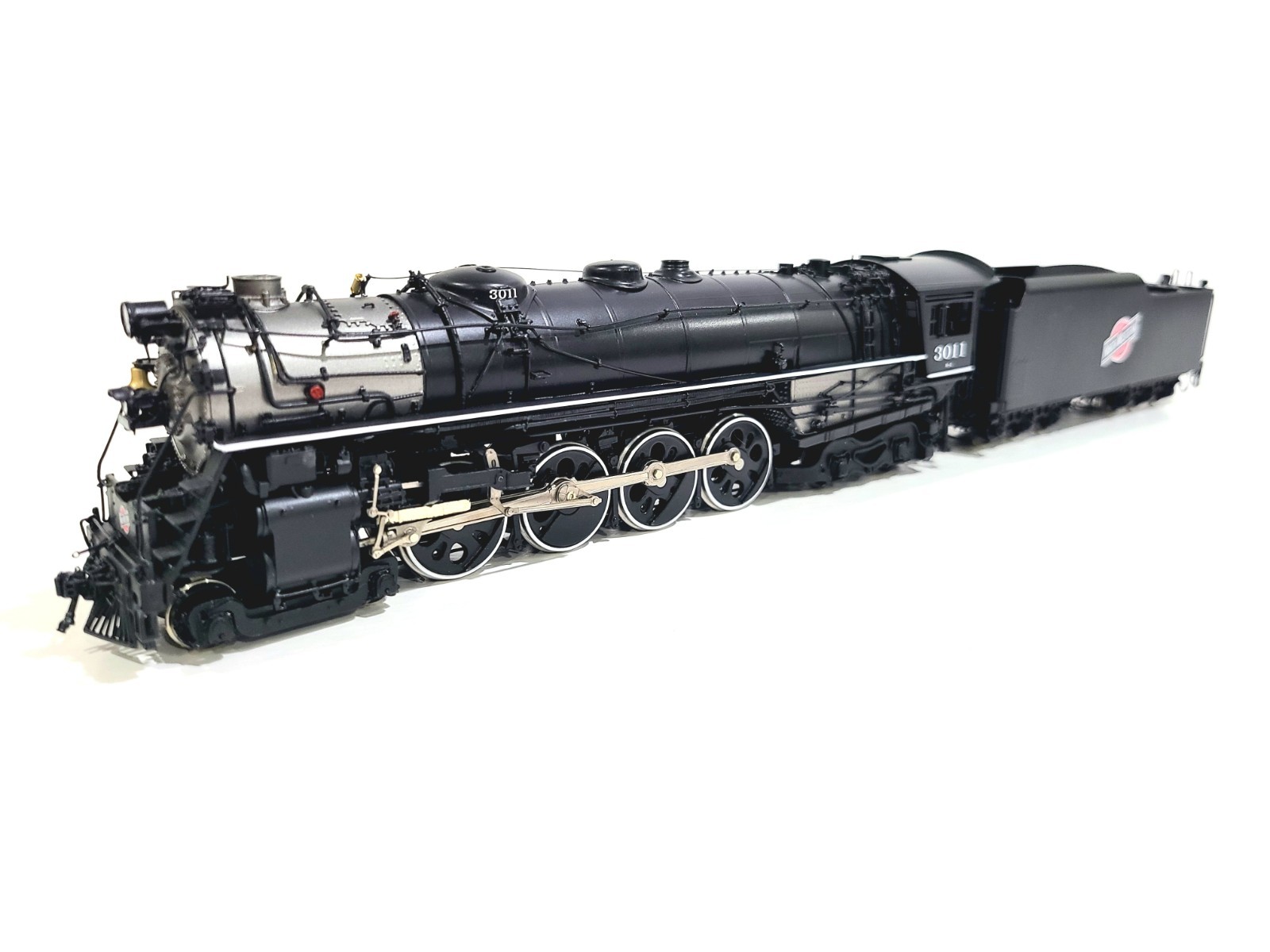 Challenger CIL Samhongsa C&NW H-1 4-8-4 Chicago & NW #3011 HO Brass #2227.1