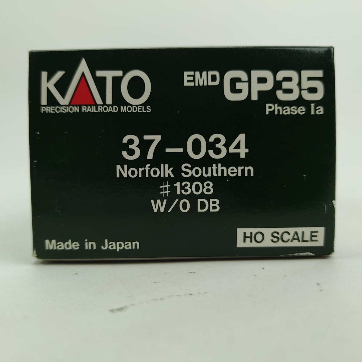 KATO HO Scale EMD GP35 Phase 1a Norfolk Southern #1308 W/O DB Locomotive 37-034