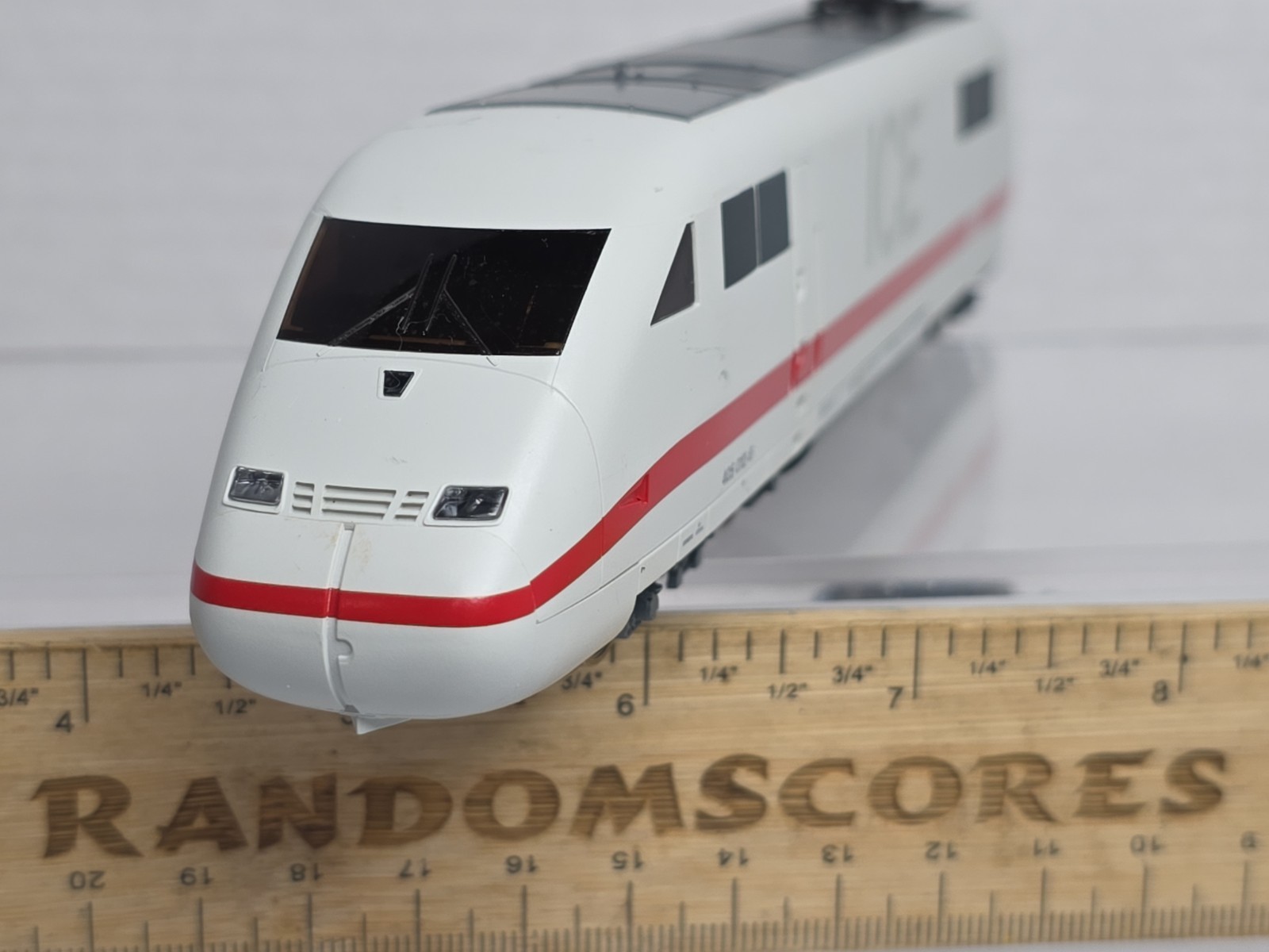 Roco HO Scale 405012-6 Lighted Dummy DB ICE High Speed Bullet Train