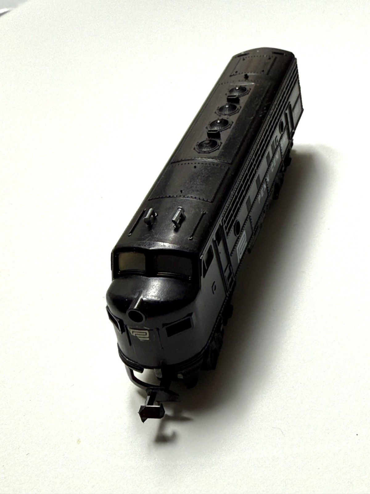 AURORA POSTAGE STAMP TRAIN N SCALE #4859 PENN CENTRAL F9-A DIESEL