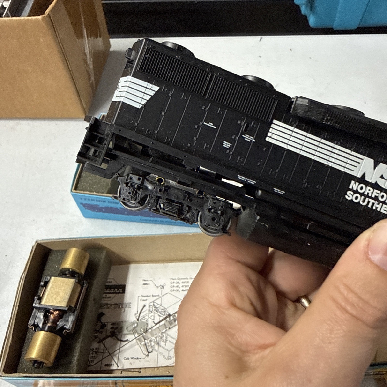 Athearn Gp50 Ho Scale 4630 Norfolk Southern Units For Parts 4600 Dummy