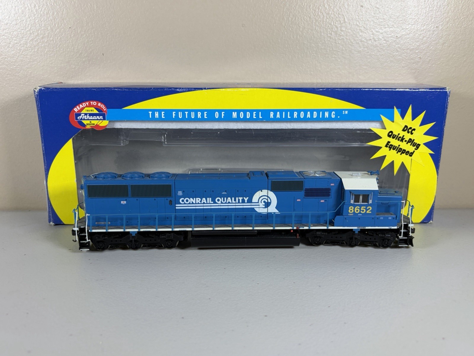 HO Athearn RTR DCC Ready Conrail(CSX Patch) SD50 #8652
