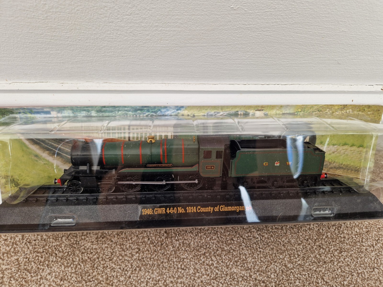 GREAT BRITISH LOCOMOTIVE COLLECTION 1946 GWR 4-6-0 NO.1014 COUNTY OF GLAMORGAN