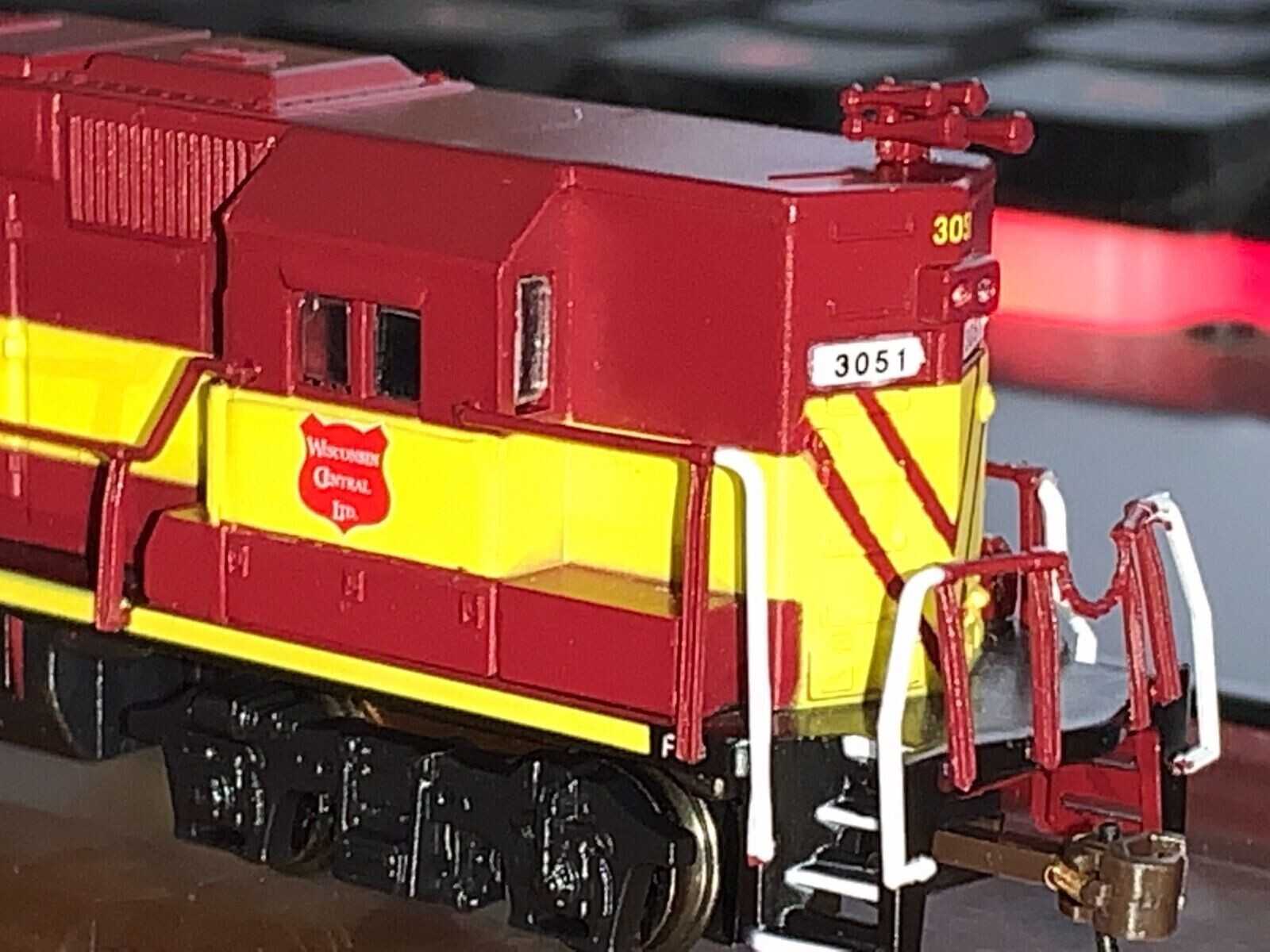 Wisconsin Central, N Scale Bachmann Collectors Locomotive GP50, Road# 3051
