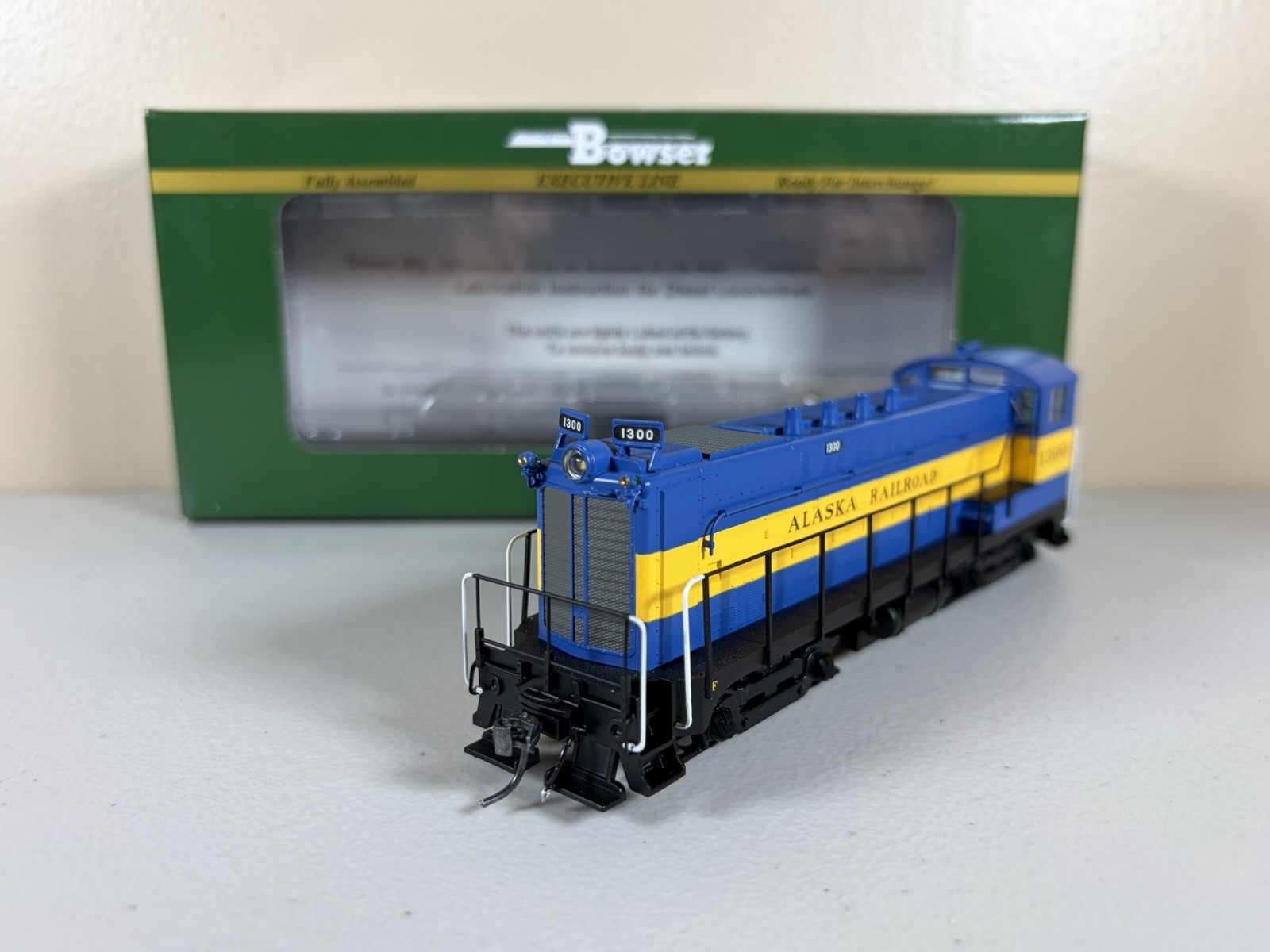 HO Bowser DCC Ready Alaska Baldwin VO-1000 #1300