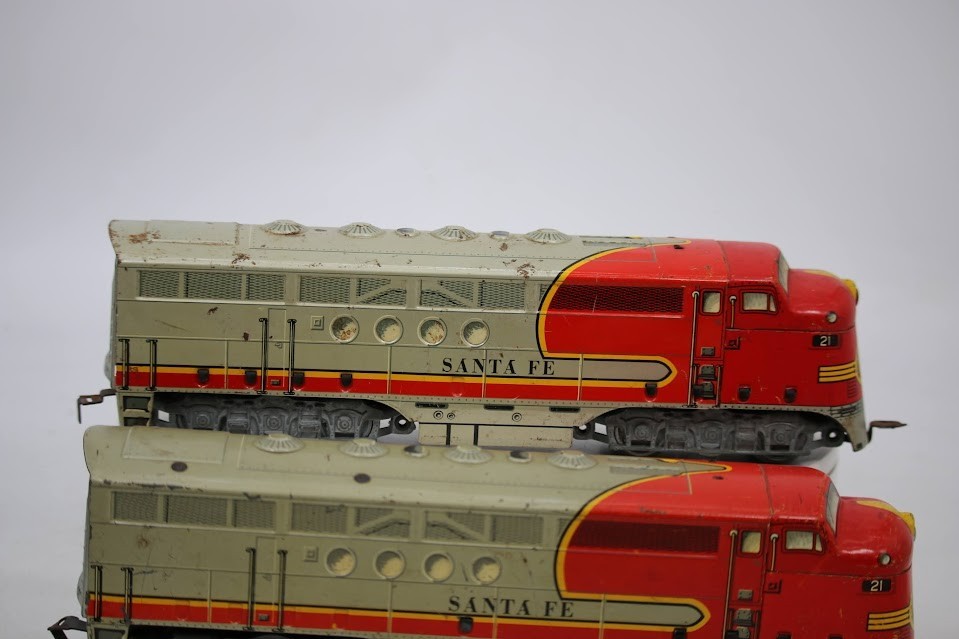 Marx 21 Santa Fe 1950s Double Diesel Set Vintage Twin Units