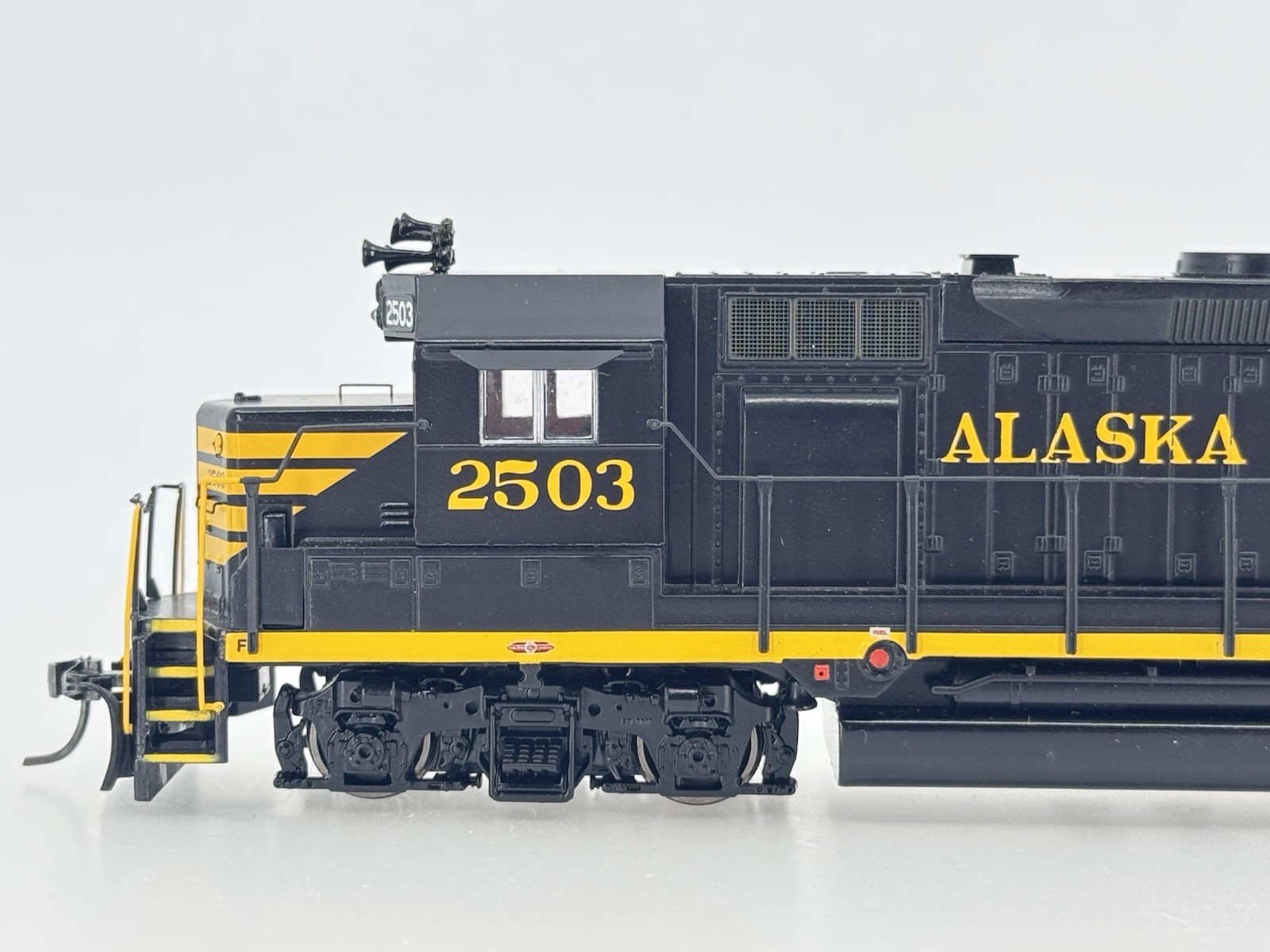 HO Athearn RTR 91762 Alaska Railroad GP35 Powered Diesel Locomotive ARR #2503