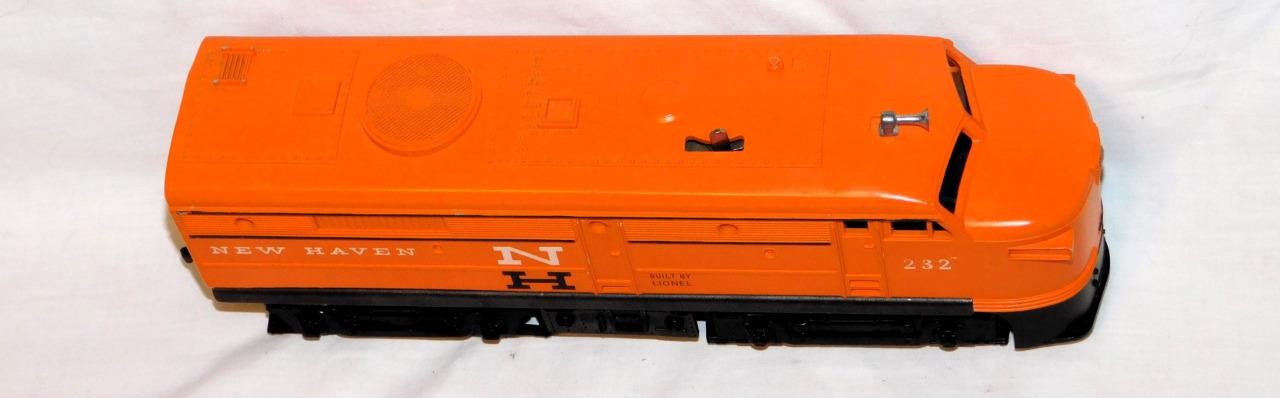 Scarce Lionel 232 New Haven A Alco Diesel w/BLACK PILOT/Apron 1962 Runs INTRSTNG