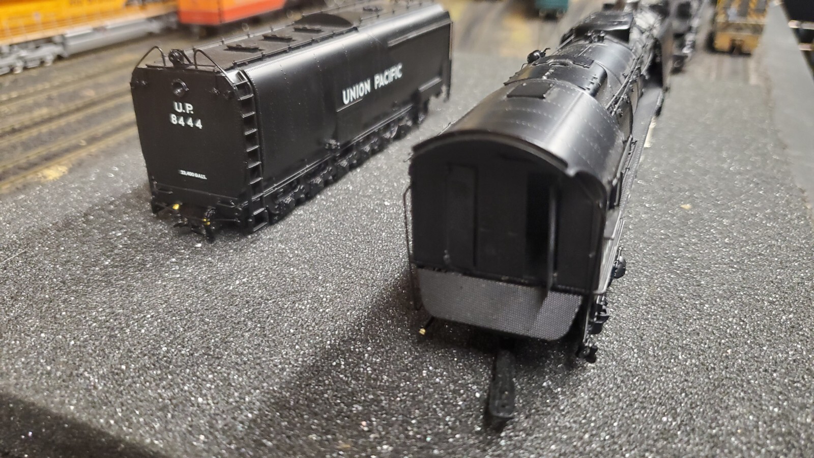 BRASS KEY/SAMHONGSA U.P. 4-8-4 #8444 CUSTOM SERIES #14 DISPLAY MODEL EX.CD.