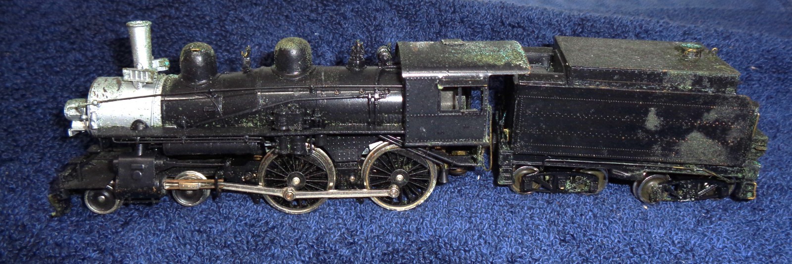 RivaRossi Extended Diesel Locomotive Southern Pacific E8/9A #6018 9 1/2 in