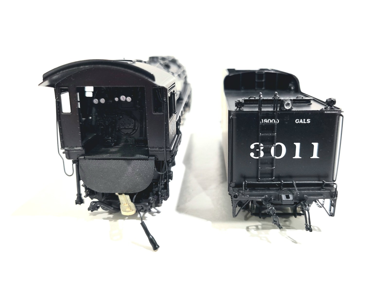 Challenger CIL Samhongsa C&NW H-1 4-8-4 Chicago & NW #3011 HO Brass #2227.1